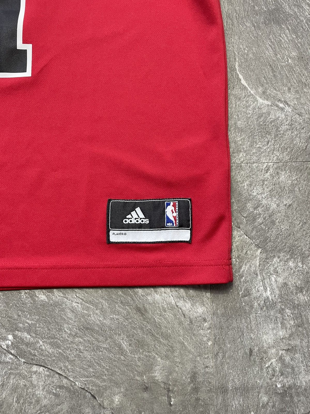 Adidas 2015 Chicago Bulls Derrick Rose Adidas NBA Basketball Jersey Size US S / EU 44-46 / 1 - 2 Thumbnail