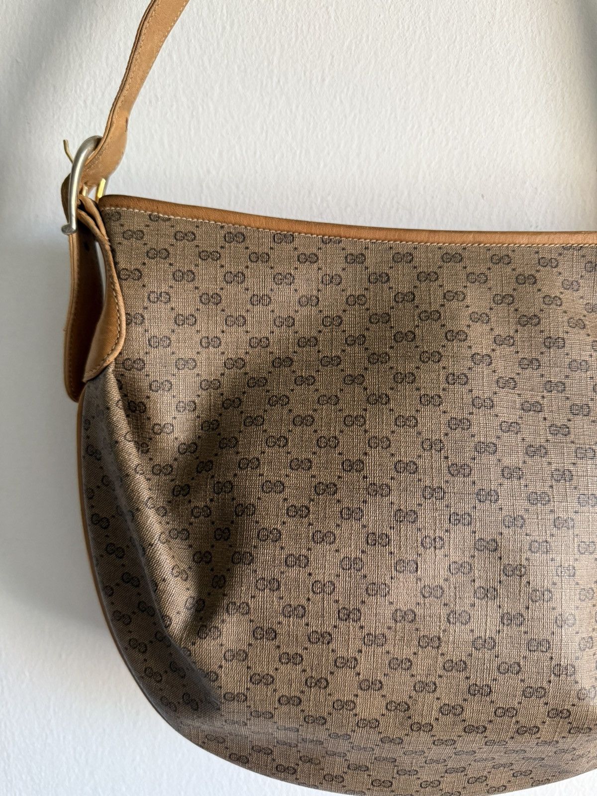 Gucci Vintage 90s Gucci Micro GG Supreme shoulder bag in beige PVC Size ONE SIZE - 4 Thumbnail