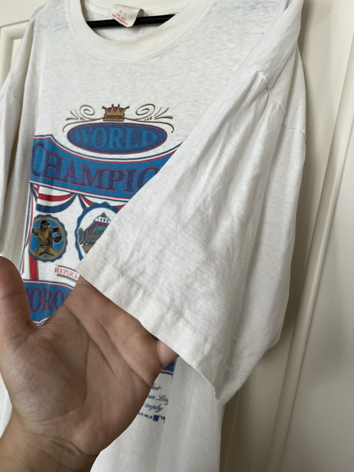 MLB Vintage 1992 Toronto Blue Jays Champions T-Shirt MLB Size US XL / EU 56 / 4 - 12 Thumbnail
