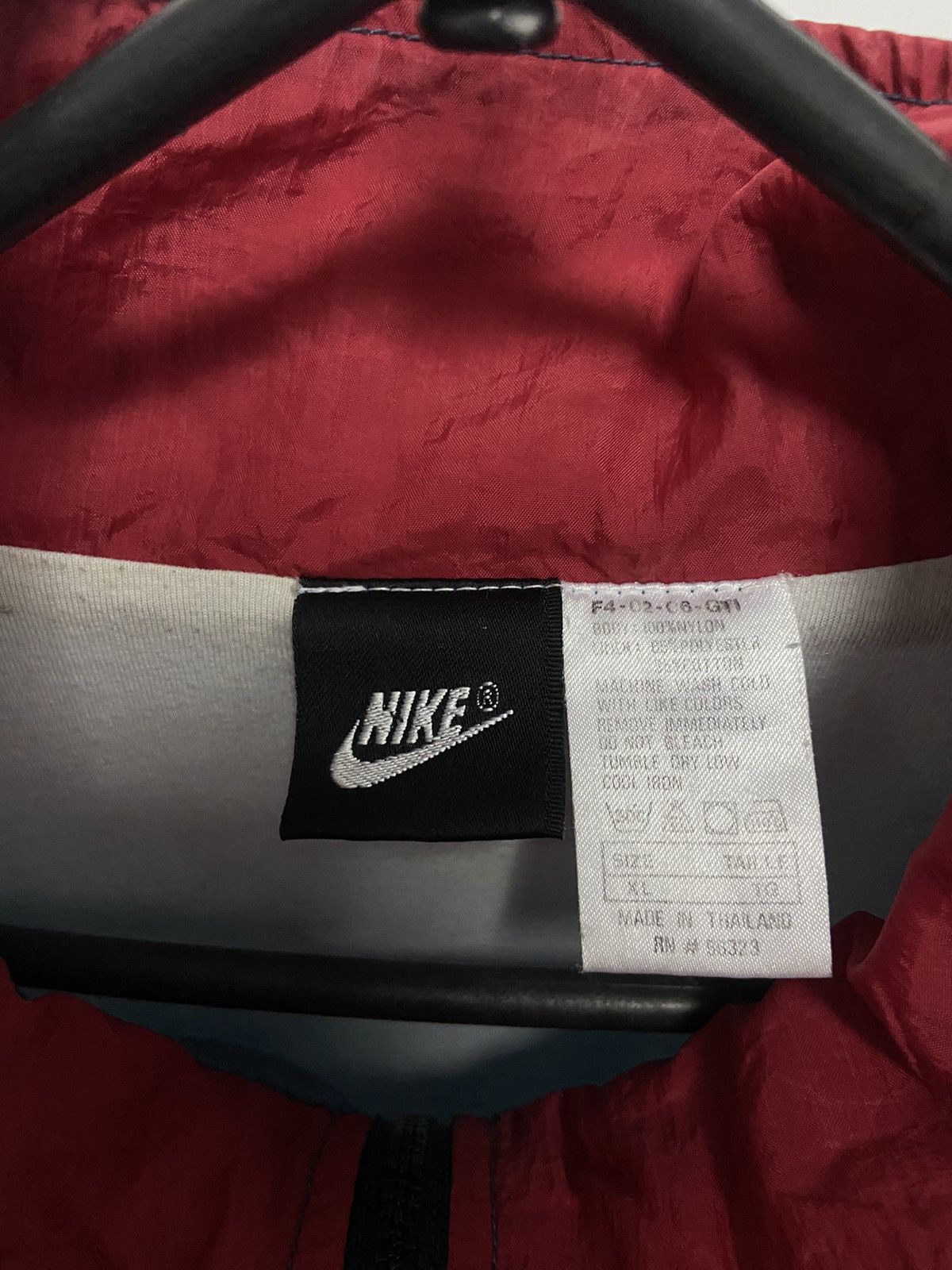 Nike × Vintage Nike Vintage Small Logo Windbreaker Nylon Jacket 90s Size US XL / EU 56 / 4 - 5 Thumbnail