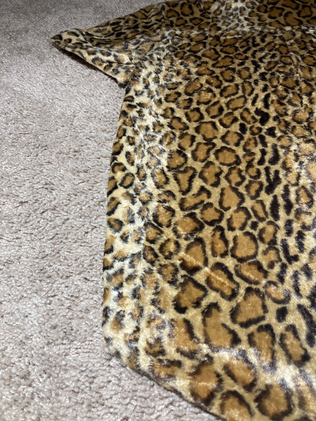 20471120 AW97 20471120 Leopard Button Down Shirt Deep Pile Fleece 90s Size US M / EU 48-50 / 2 - 12 Thumbnail