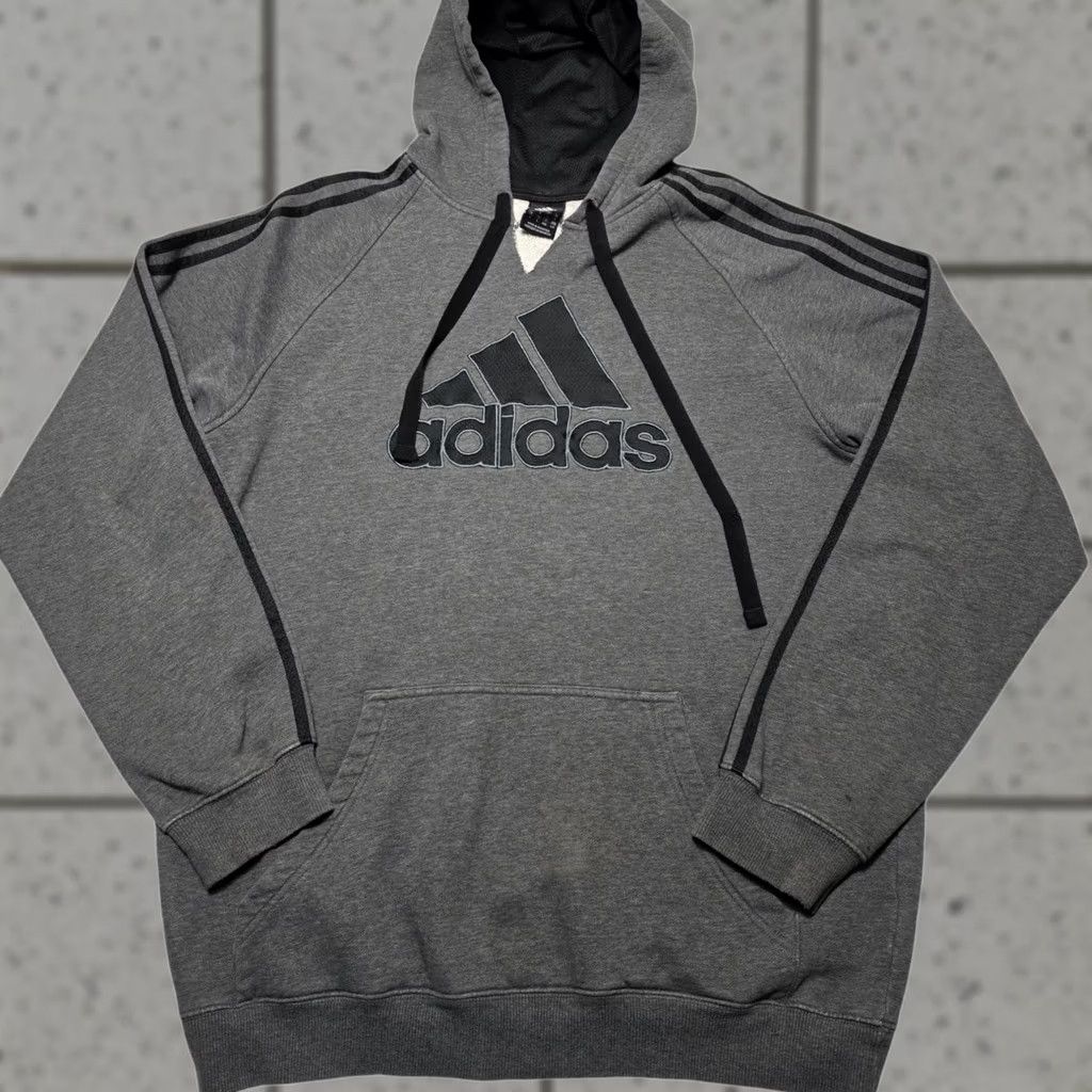 Adidas VINTAGE Adidas 3 Stripes Gray Hoodie Sweatshirt Mens Size L Medium Heavyweight Knit Cotton Polyester Embroidered Logo 90s Decade Y2k Size US L / EU 52-54 / 3 - 1 Thumbnail