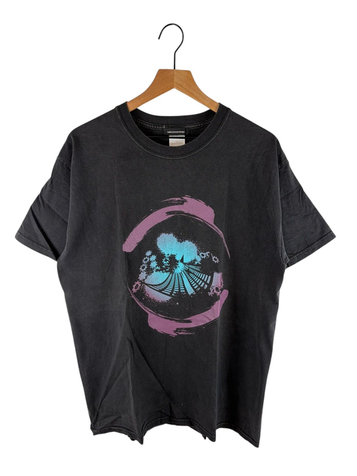 Japanese Brand Balance Wear Design Print Tee Size US L / EU 52-54 / 3 - 1 Thumbnail