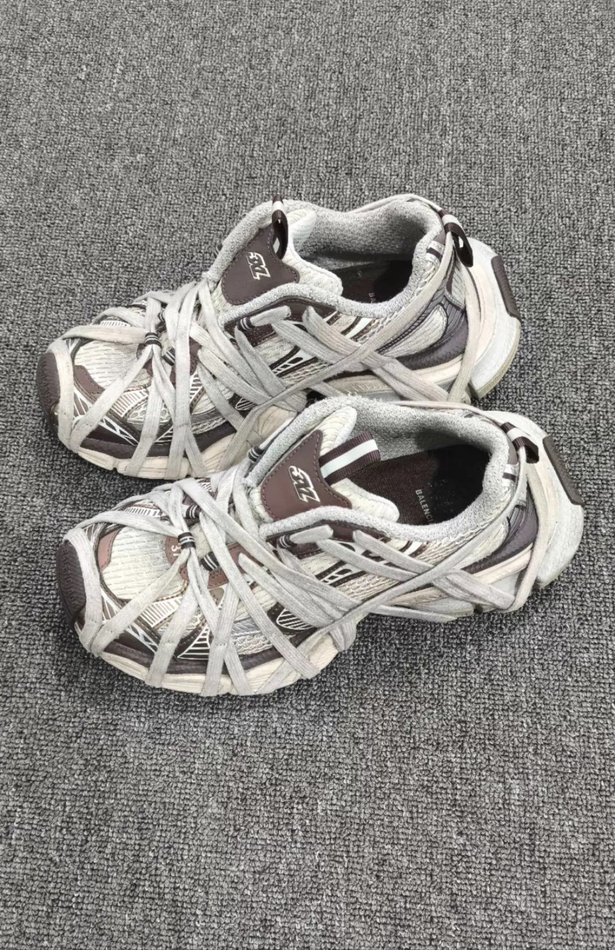 Balenciaga Balenciaga Gray Brown Crazy Lacing Dad Shoe 37 Size US 7 / IT 37 - 1 Thumbnail