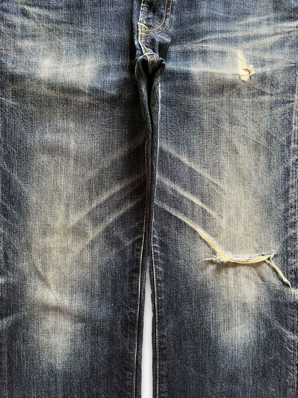 Japanese Brand × Uniqlo Vintage S002 Uniqlo Blue Wash Distressed Baggy Jeans Size US 36 / EU 52 - 5 Thumbnail