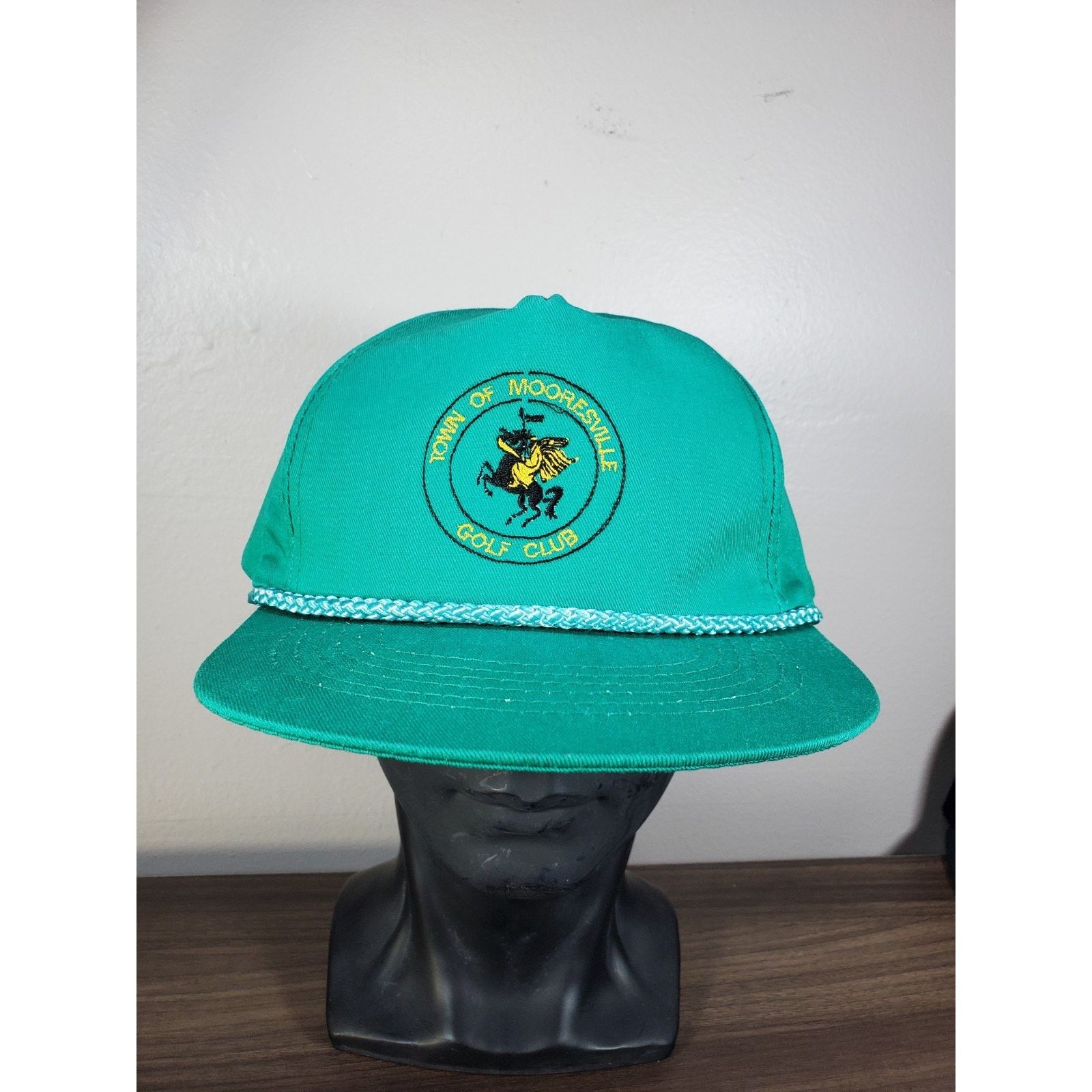 Vintage Town of Mooresville Golf Club Hat Cap North Carolina NC Size ONE SIZE - 1 Thumbnail