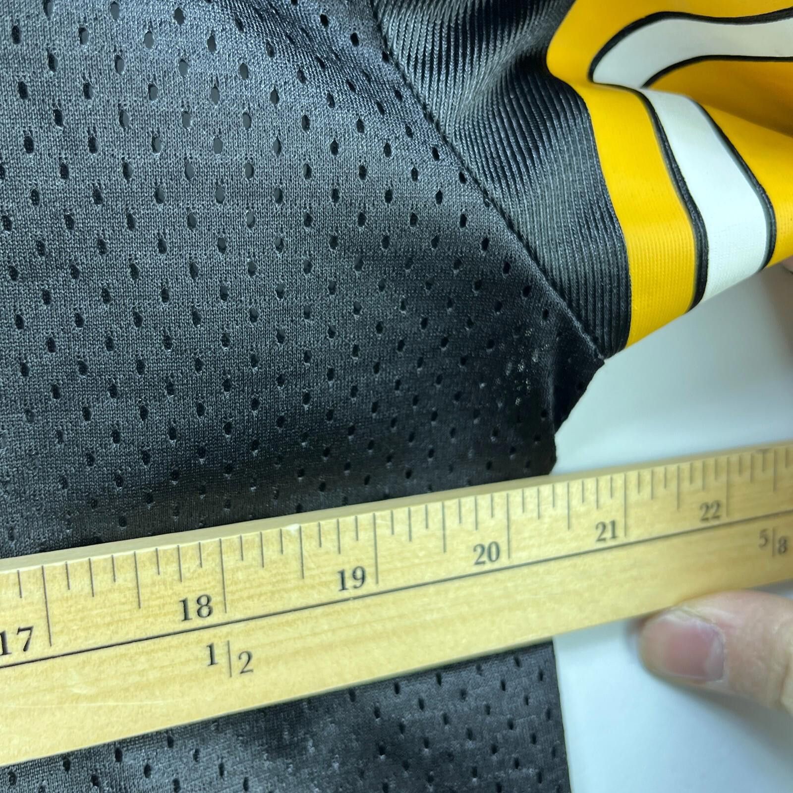 Nike Vintage Y2K Nike Iowa Hawkeyes Football Jersey Youth XL #16 Size ONE SIZE - 8 Thumbnail