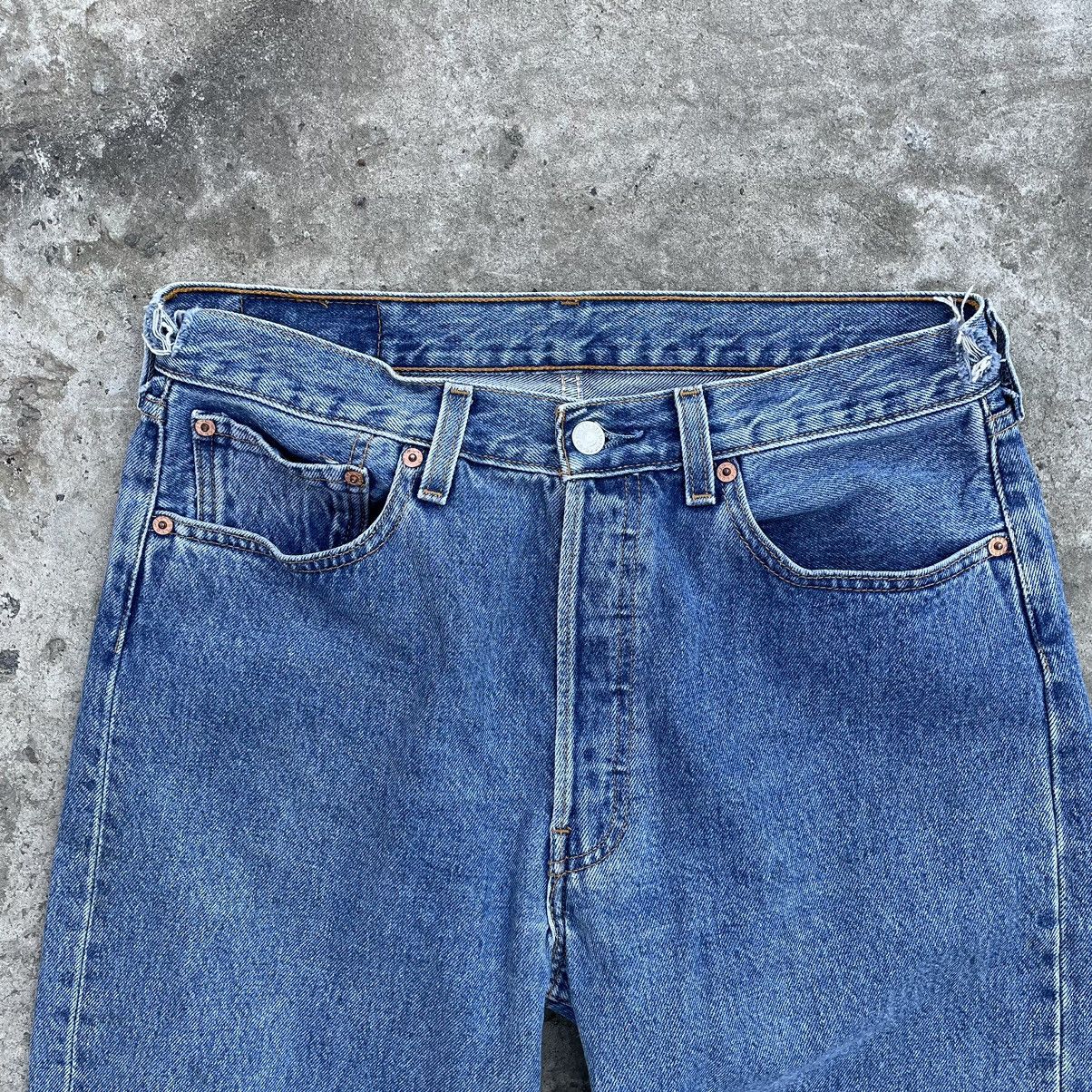 Levi's Vintage Clothing Vintage Levi’s 501 Jeans W34xL34 Pants Trousers Style USA 90 Size US 32 / EU 48 - 7 Thumbnail