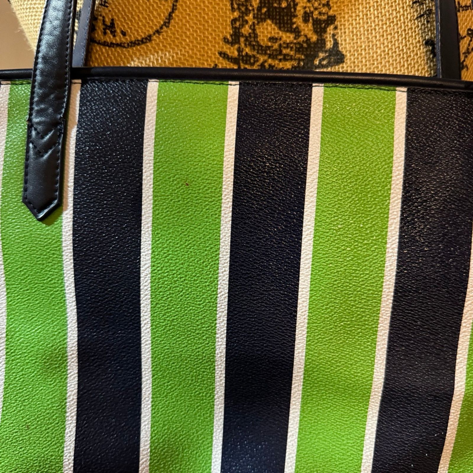 Vera Bradley Vera Bradley Lucky stripe breakaway tote Size ONE SIZE - 8 Thumbnail
