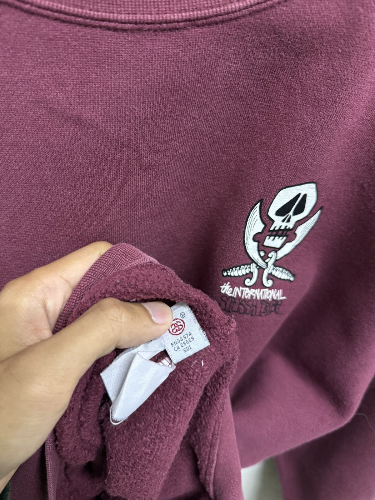 Stussy 2000s Stussy Tribe Skull Sweatshirt Size US L / EU 52-54 / 3 - 7 Thumbnail