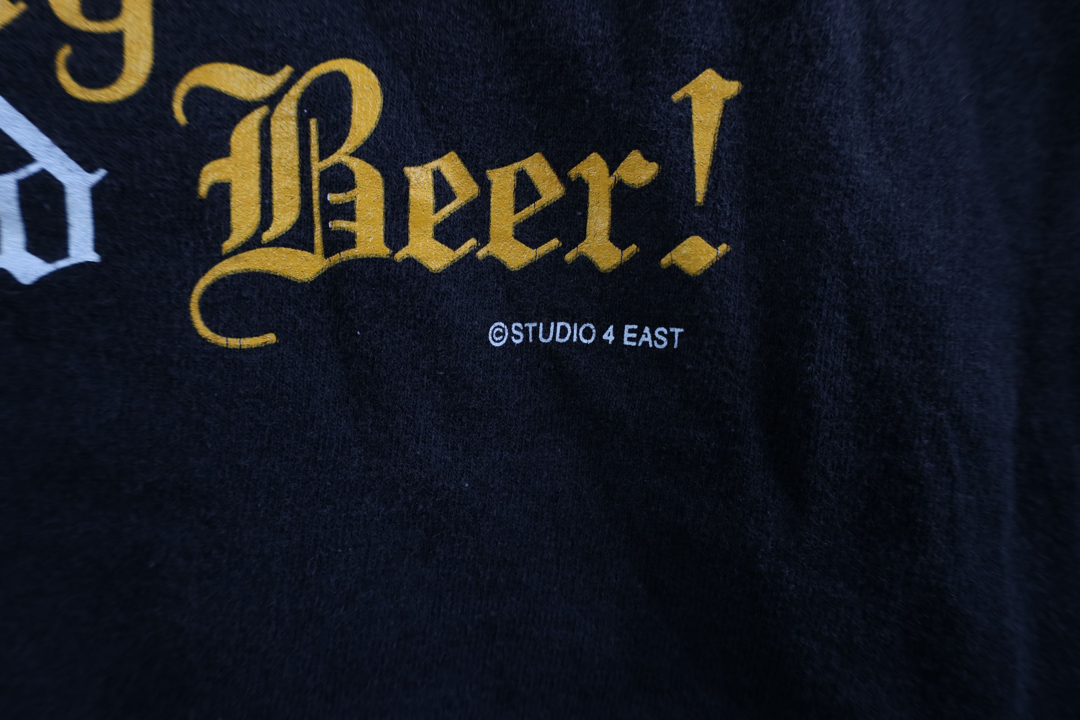 Vintage Vintage 90s God Slept In He Created Beer Funny T-Shirt USA Size US L / EU 52-54 / 3 - 5 Thumbnail