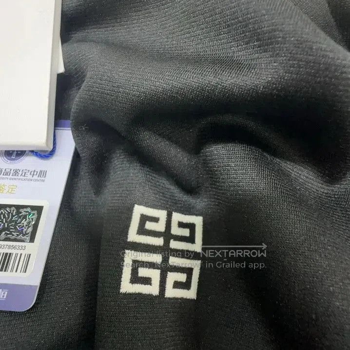 Givenchy Givenchy Logo Embroidered Zip Color. Size US XXS / EU 40 - 9 Thumbnail