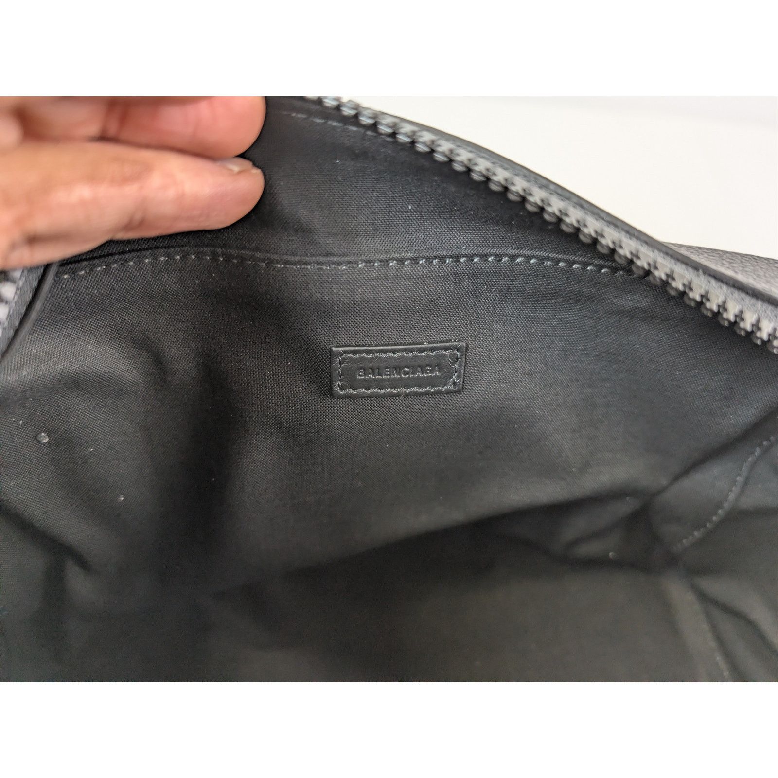 Balenciaga o1rshd1 Size: OS/ Chevron Car Print Embossed Leather Handbag Size ONE SIZE - 12 Thumbnail