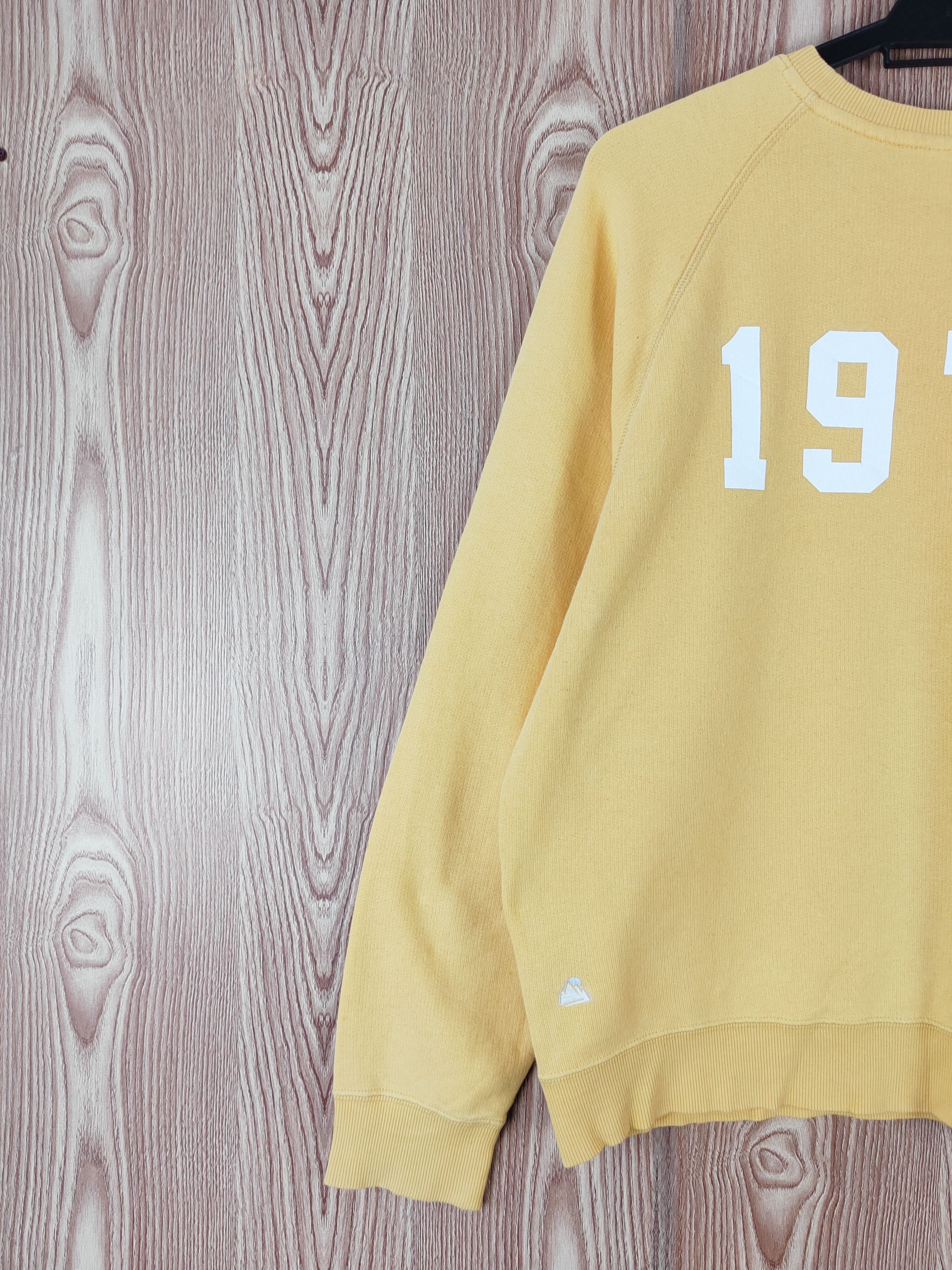 California Republic 1978 Yucca Valley X Uniqlo Yellow Sweatshirts #W186 Size US L / EU 52-54 / 3 - 9 Thumbnail