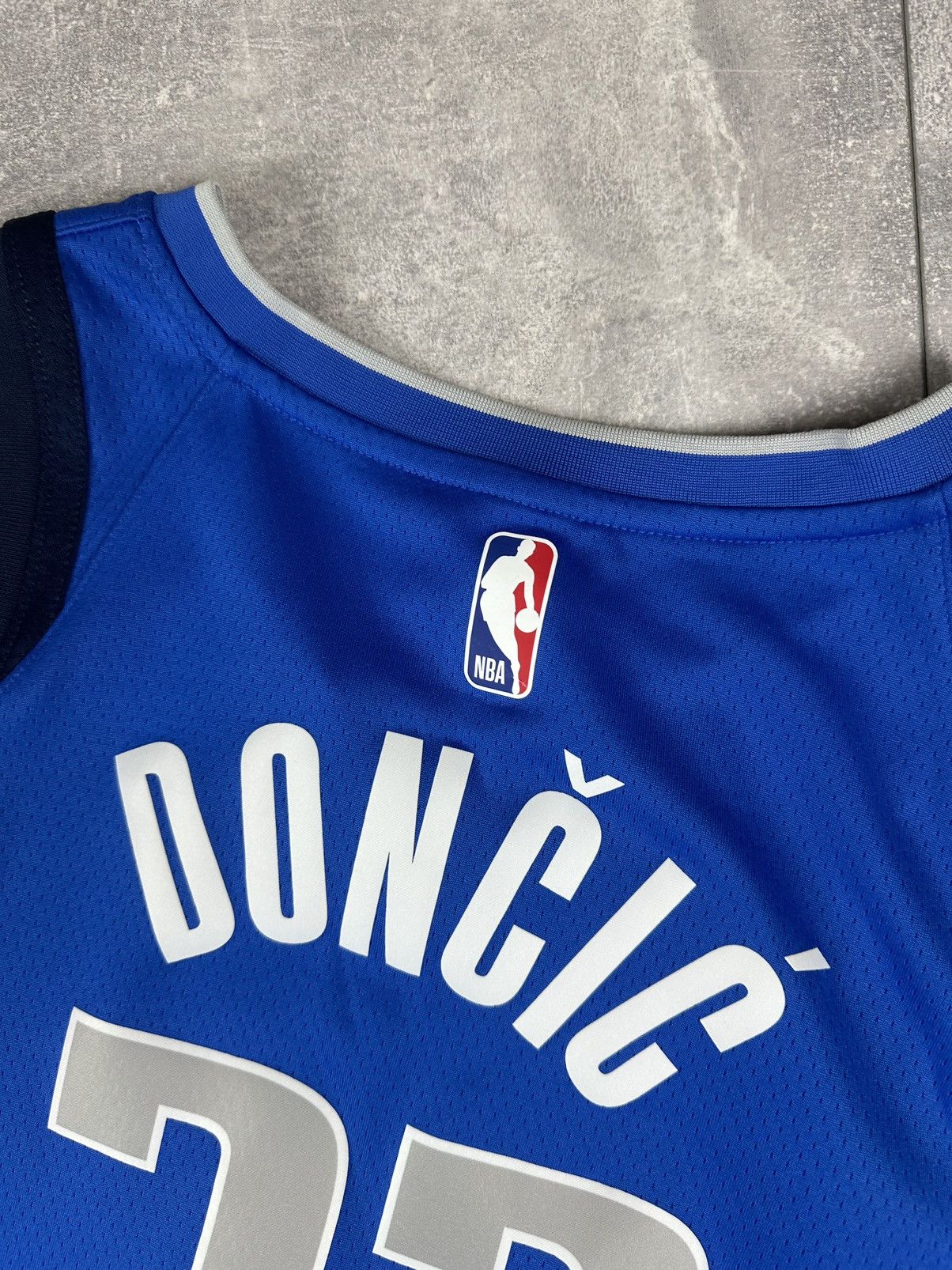 Nike Nike Dallas Mavericks Luca Doncic 77 NBA Jersey Size US M / EU 48-50 / 2 - 13 Thumbnail