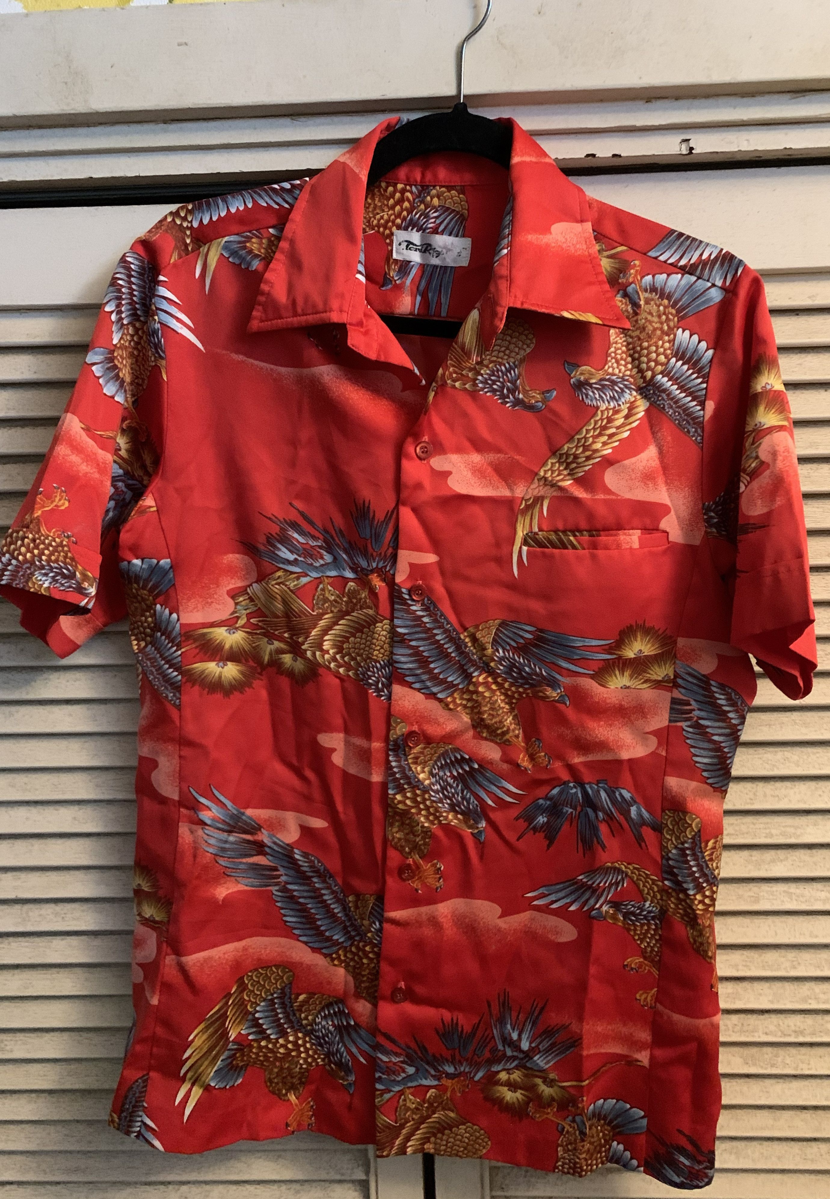 Tori Richard Vtg 60s Tori Richard Honolulu M Red Phoenix Eagle Bird Aloha Size US M / EU 48-50 / 2 - 1 Thumbnail