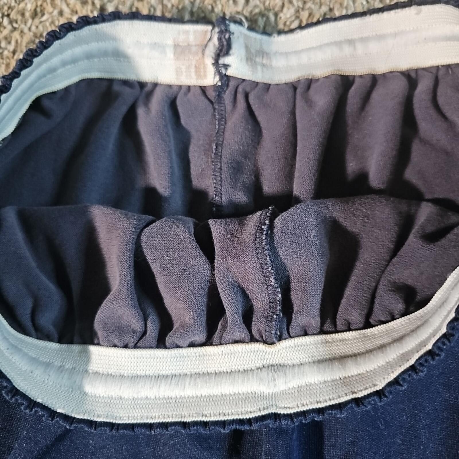 Old Navy Navy Bootcamp Shorts Size US 32 / EU 48 - 3 Thumbnail