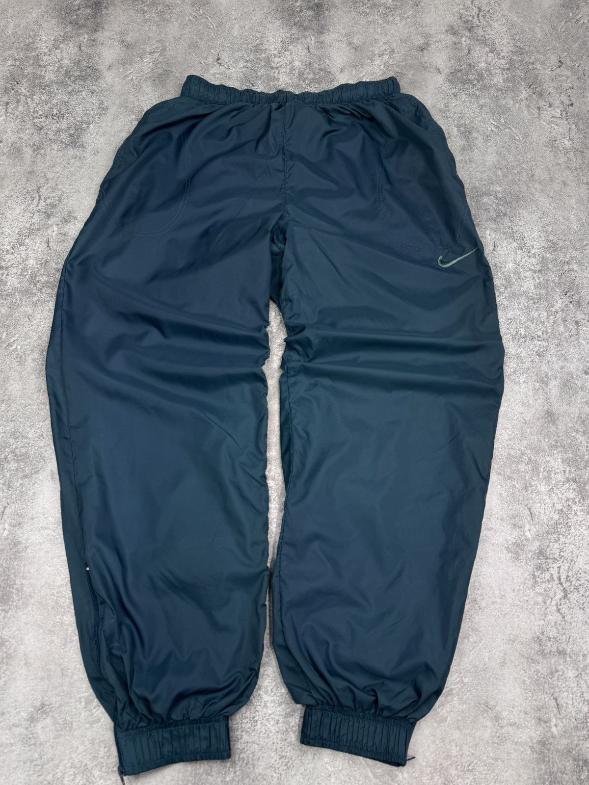Nike Nike Men’s Track Pants Dark Green Nylon Size XL Size US 36 / EU 52 - 1 Thumbnail
