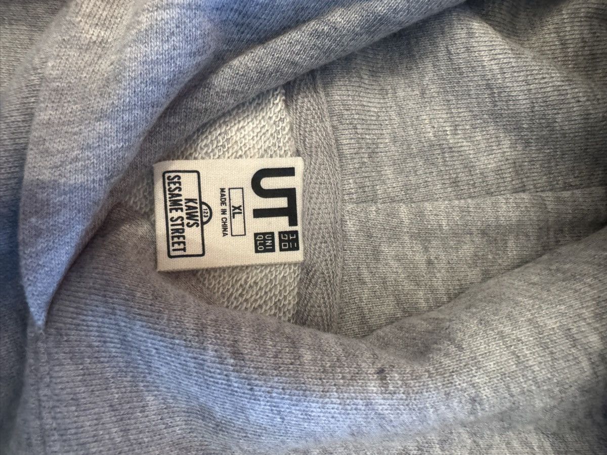 Uniqlo KAWS X UNIQLO SESAME X STREET Size US XL / EU 56 / 4 - 2 Thumbnail