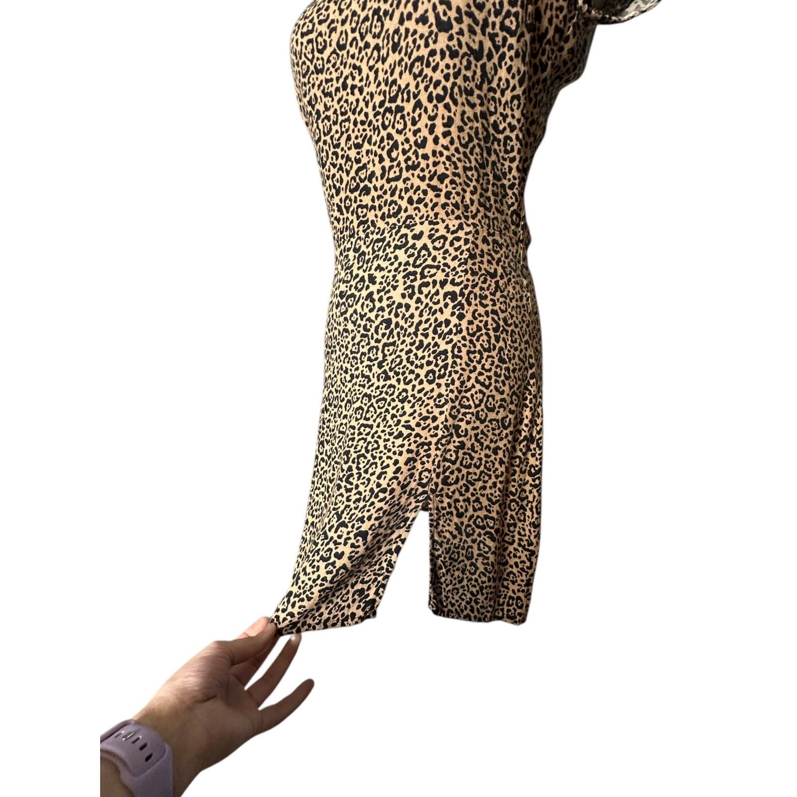 Reformation Reformation Lena Leopard Print Mini Dress size 2 Size XS / US 0-2 / IT 36-38 - 9 Thumbnail