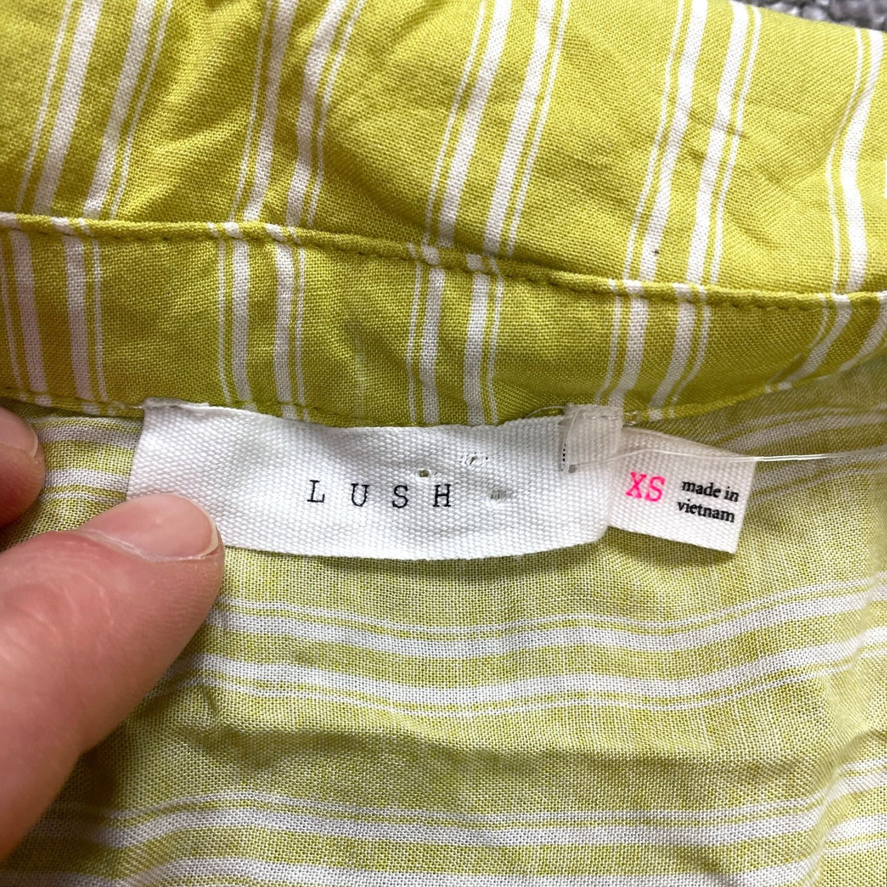 Vintage Lush Button-Up Shirt Womens XS Yellow Striped Long Sleeve Rayon Sturdiness Top Size XS / US 0-2 / IT 36-38 - 2 Thumbnail