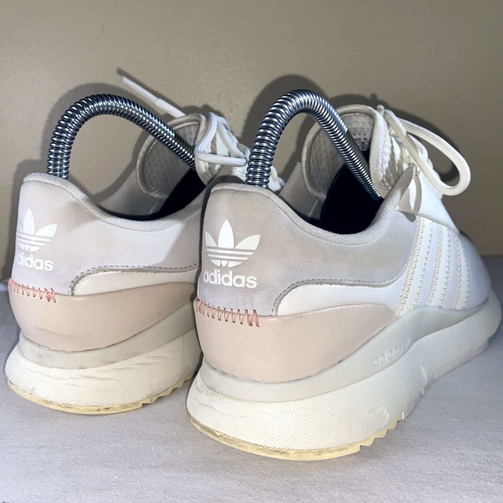 Adidas Adidas Women Sneaker Size 6 White/Grey/Peach/Mint Pyv702001 Size US 6 / IT 36 - 3 Thumbnail