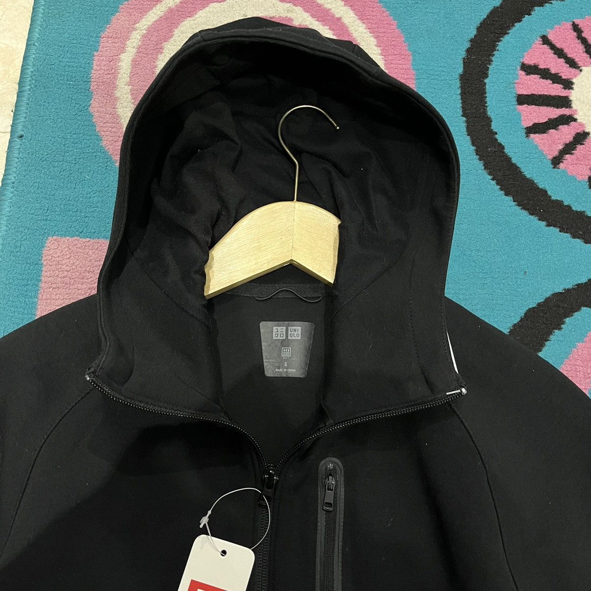 Japanese Brand × Uniqlo Uniqlo Men's Black Full Zip Hooded Jacket Size S Size US S / EU 44-46 / 1 - 3 Thumbnail