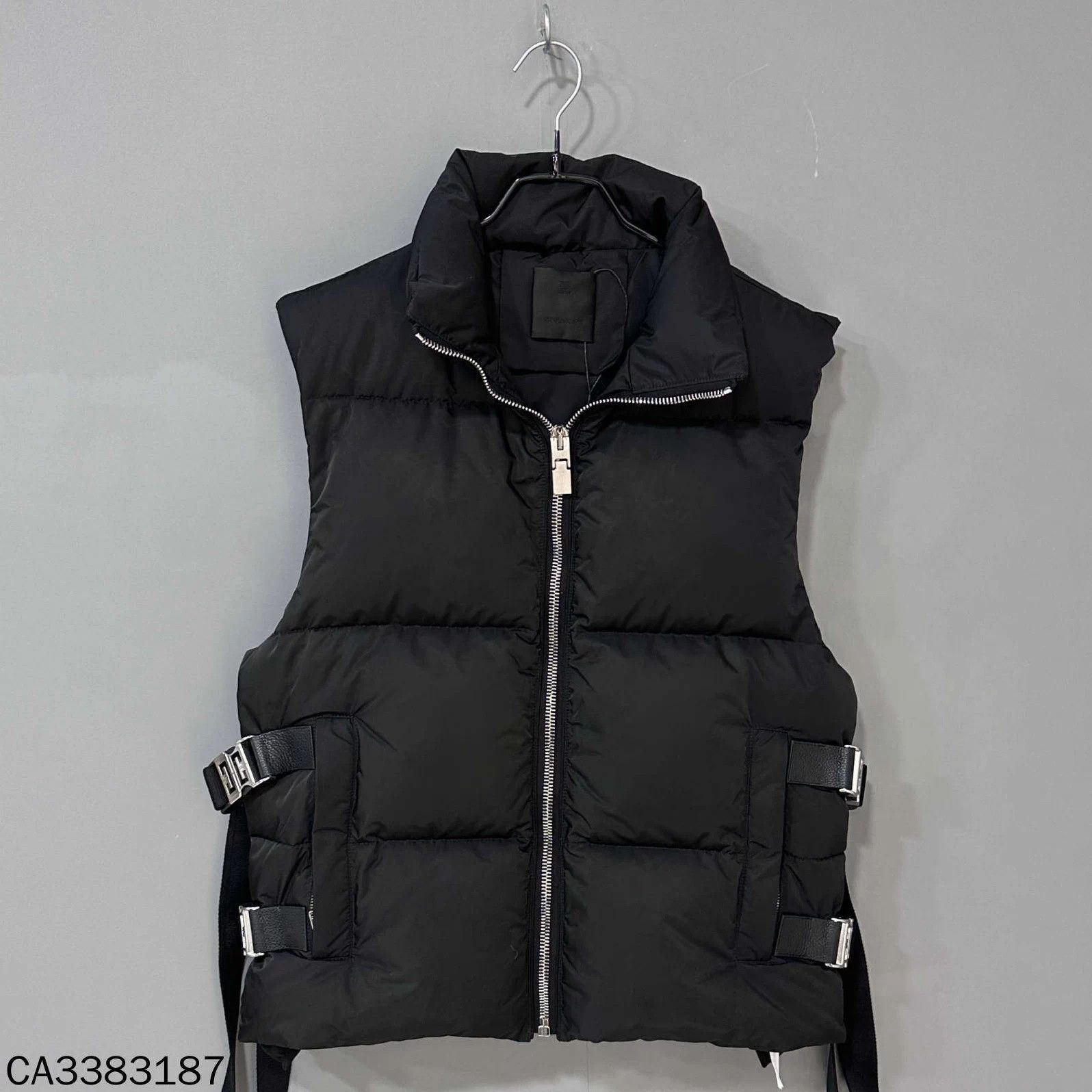 Givenchy GIVENCHY solid color metal detail down vest 98 New 46 faded Size US S / EU 44-46 / 1 - 1 Thumbnail