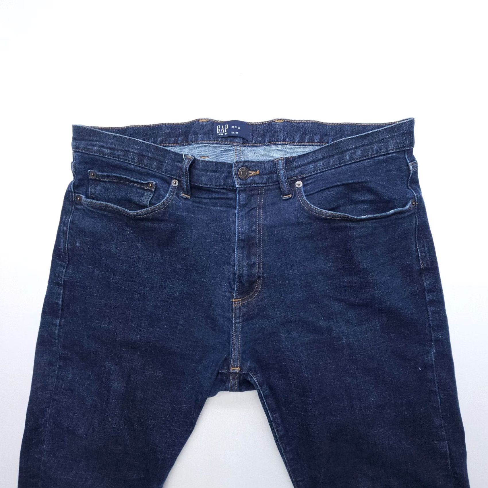 Gap Gap Jeans Mens Slim Straight 36 x 30 Inseam Dark Wash Denim Cotton Blend 5-Pocket Image Logo Button Blue USA 1969 Size US 36 / EU 52 - 4 Thumbnail