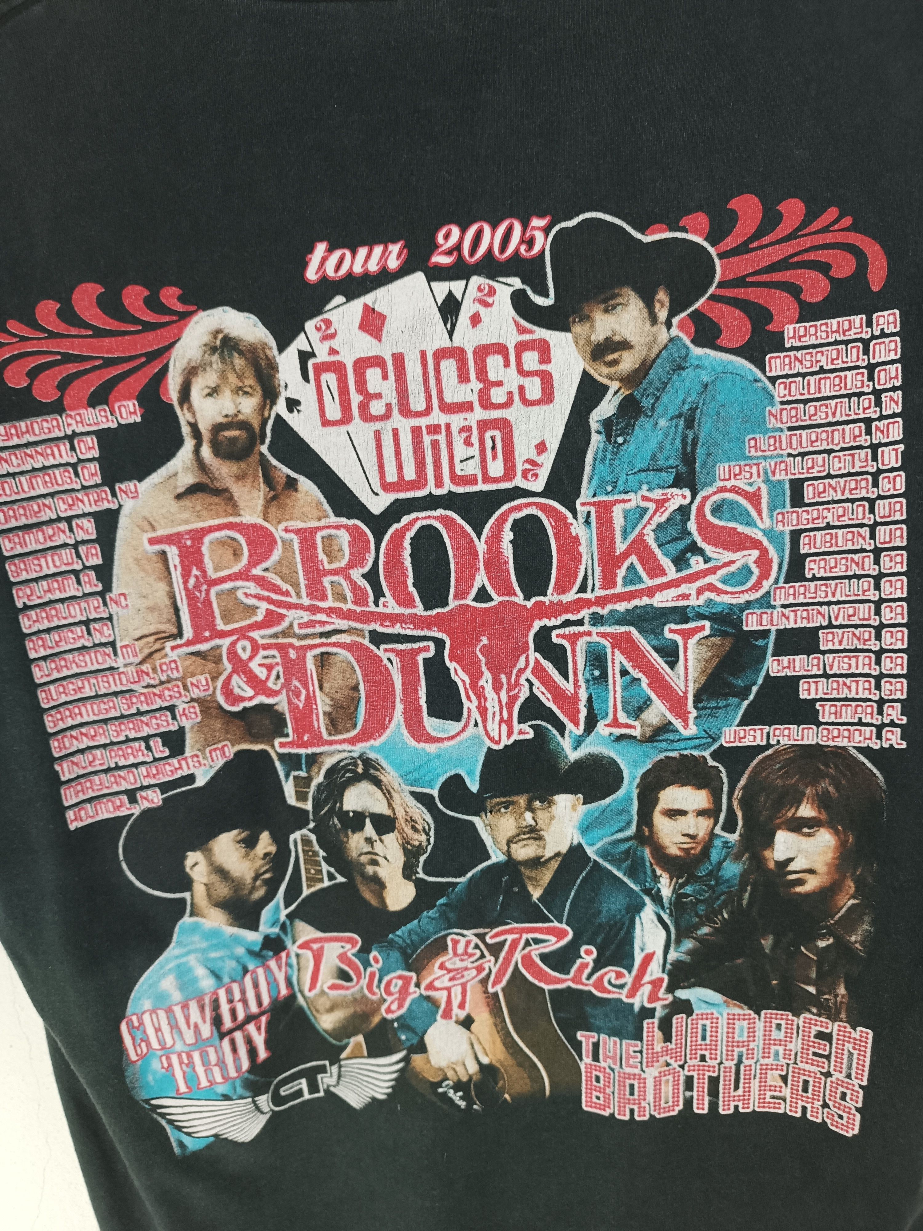 Band Tees VINTAGE 2005 BROOKS & DUNN DEUCES WILD TOUR cowboy country Size US L / EU 52-54 / 3 - 17 Thumbnail