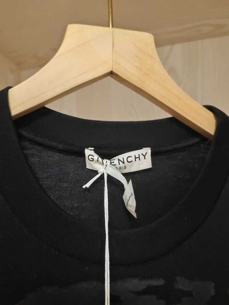 Givenchy Givenchy Dog Head Short-sleeved Shirt 2506-Nextarrow Size US XS / EU 42 / 0 - 2 Thumbnail