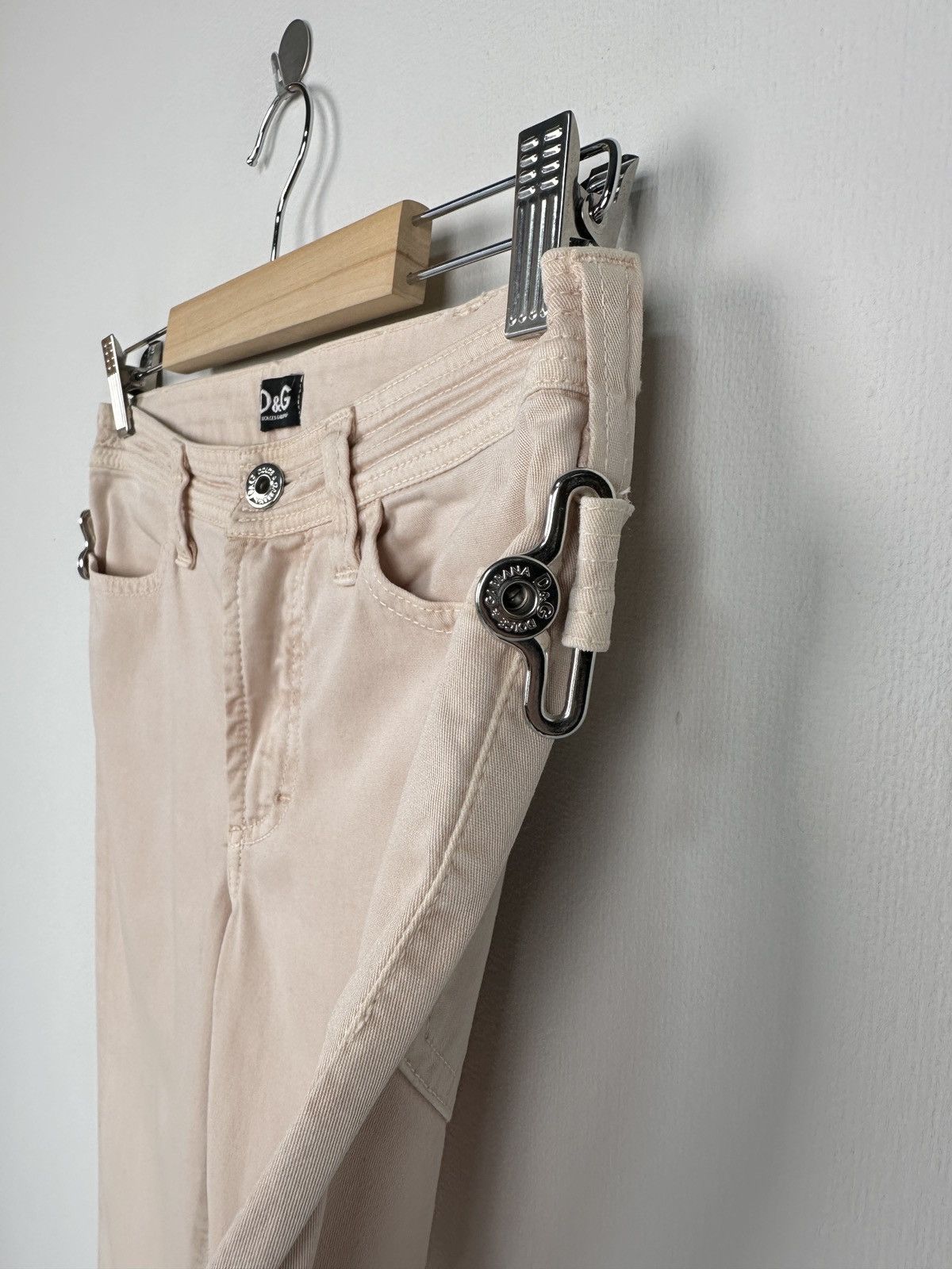 Dolce & Gabbana DOLCE & GABBANA Jeans Light Pink Flared Belted Pants size 26 Size 26" / US 2 / IT 38 - 5 Thumbnail