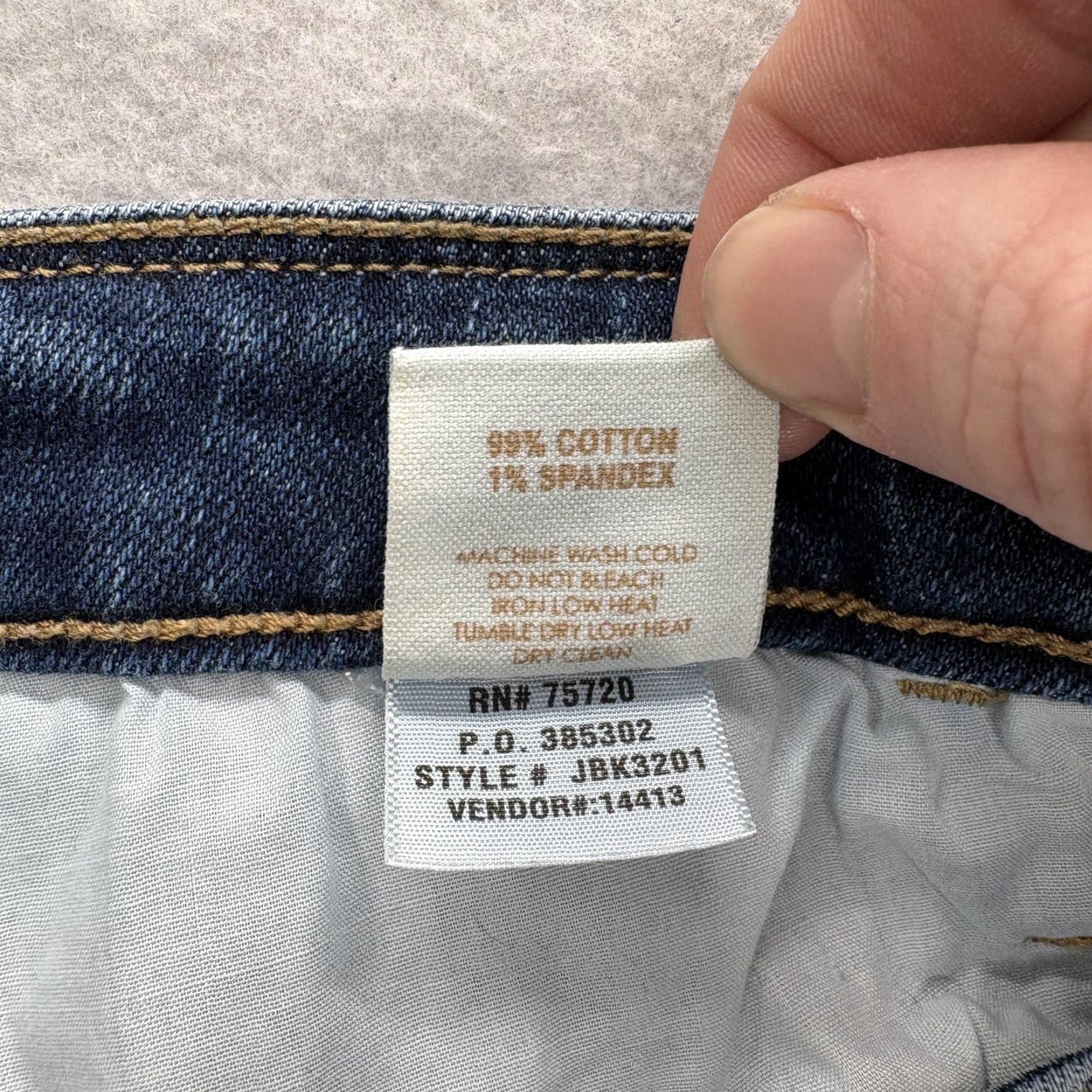 Vintage Daytrip Lynx Jeans Womens 30 Blue Medium Distressed Raw Hem Skinny 5-Pocket Denim Cotton Spandex Zip Pocket Women Rise Mid N/A 1990s Boys? Size 30" / US 8 / IT 44 - 6 Thumbnail
