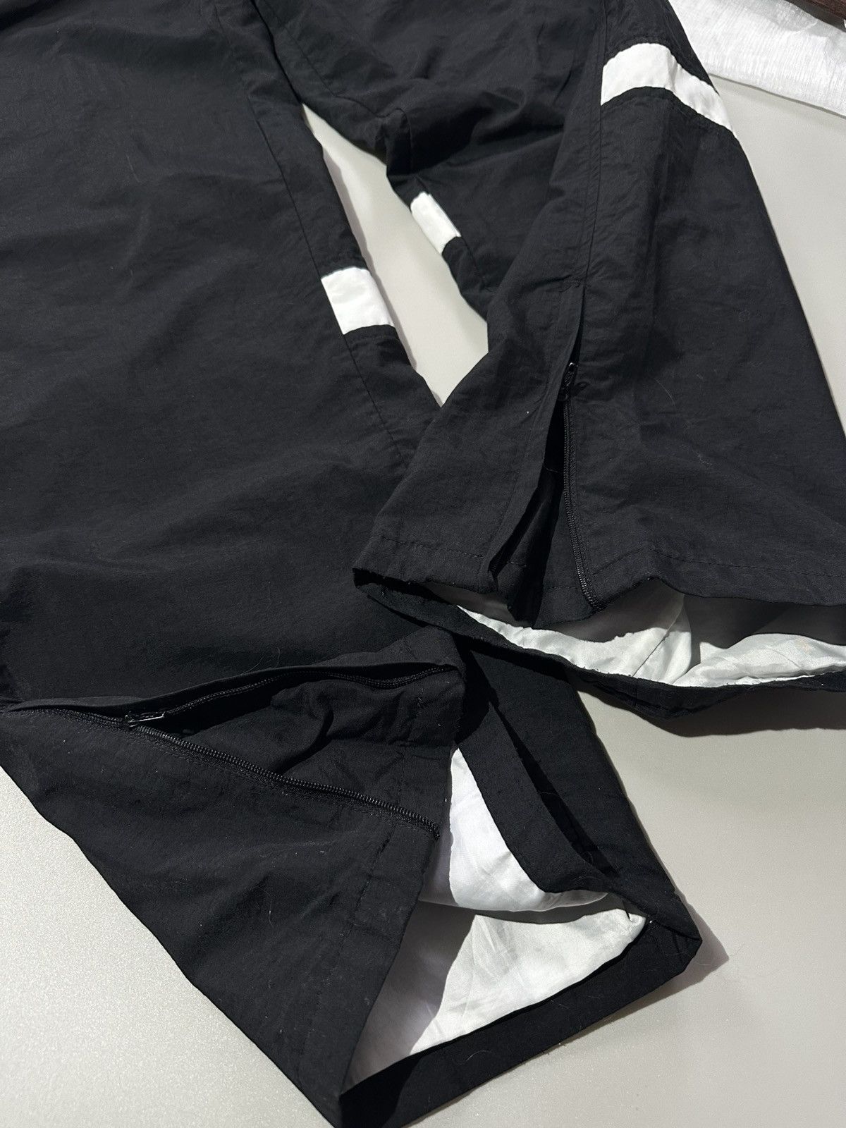 Nike VTG Nike Nylon Drill Black Track Pants Mens Size M Size US 32 / EU 48 - 10 Thumbnail