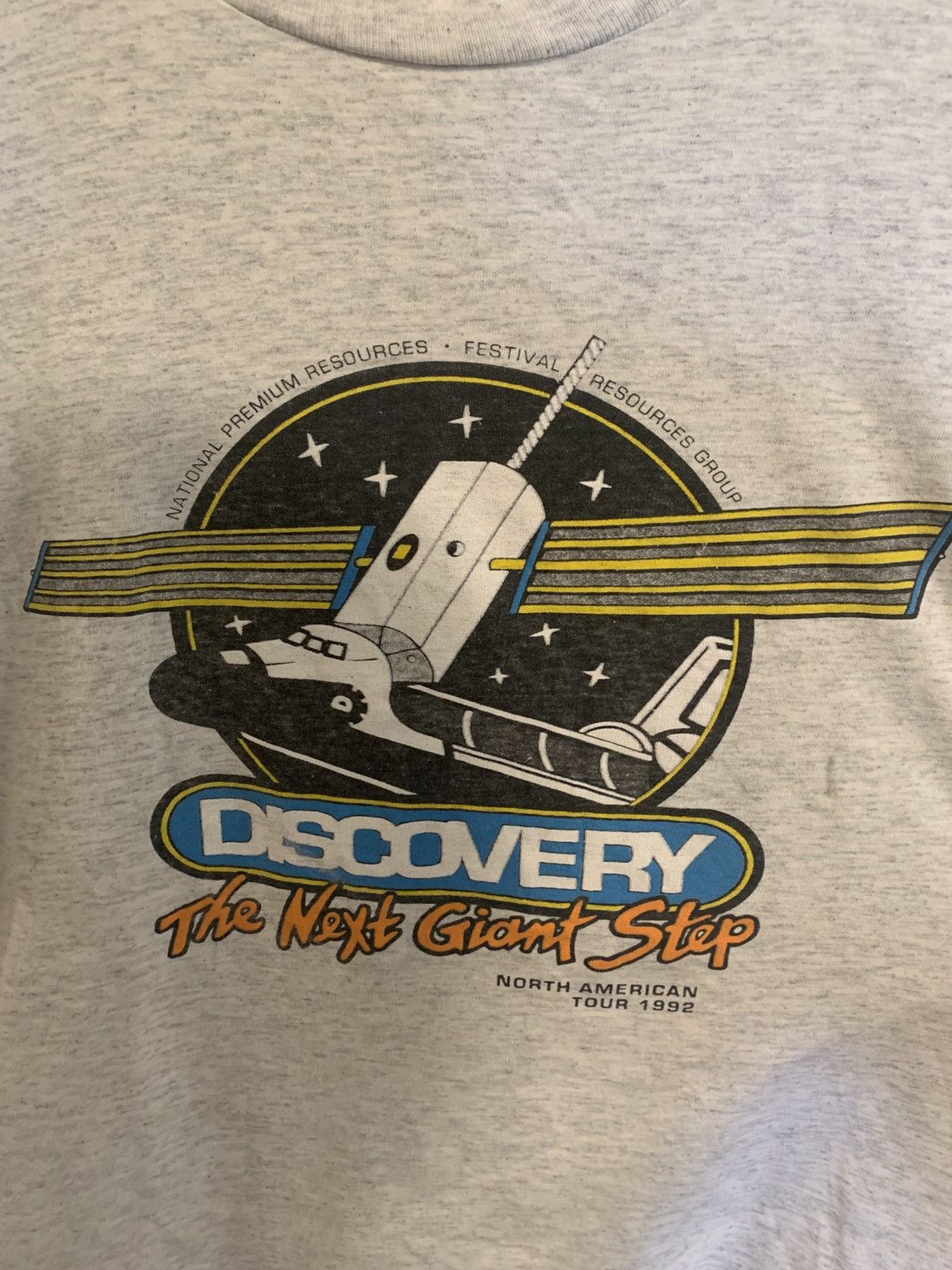 Delta Vintage 1992 NASA grey Discovery shuttle Size US M / EU 48-50 / 2 - 2 Thumbnail