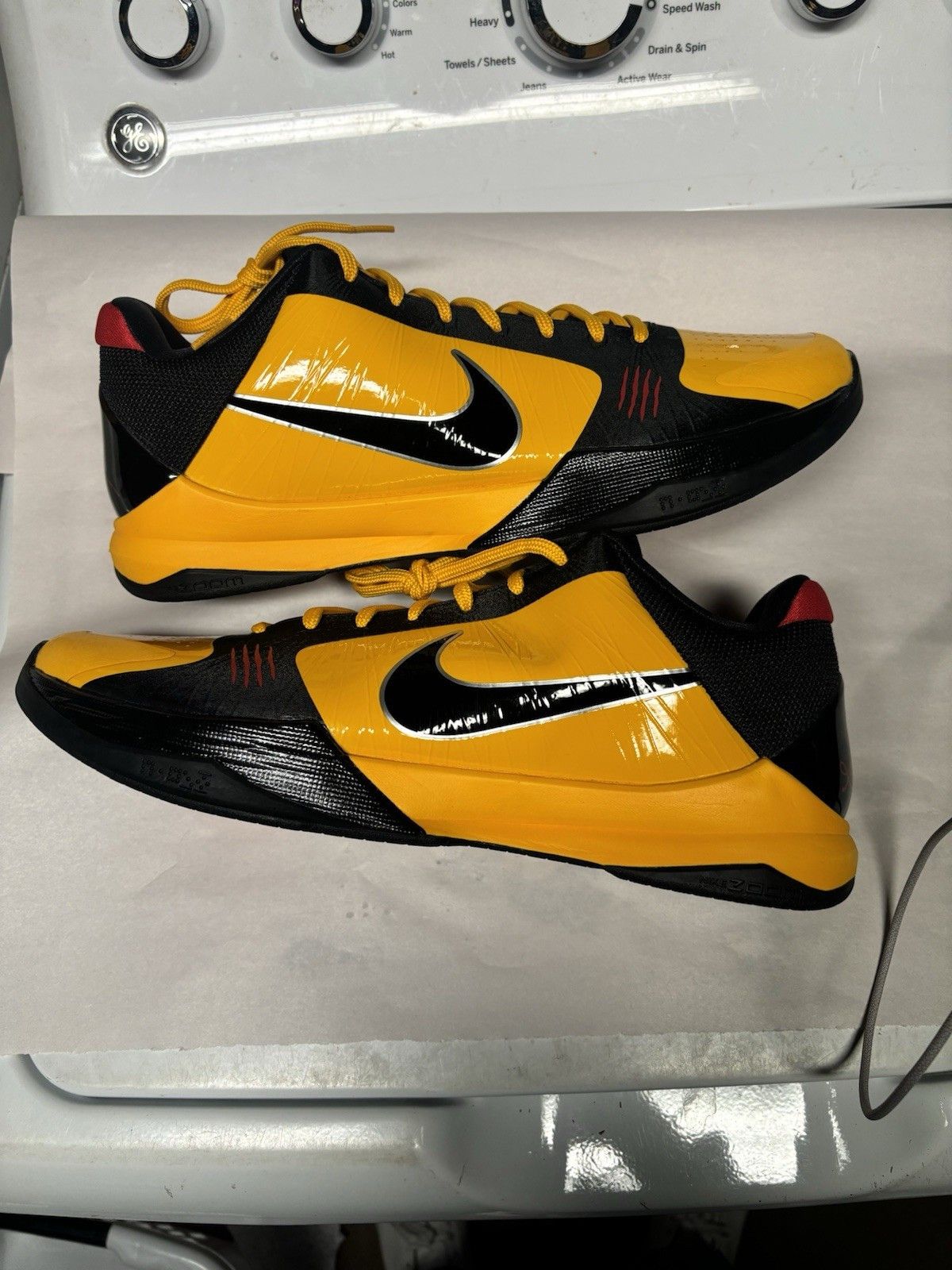 Nike Nike Zoom Kobe 5 Protro Bruce Lee 2020 Size US 14 / EU 47 - 1 Thumbnail