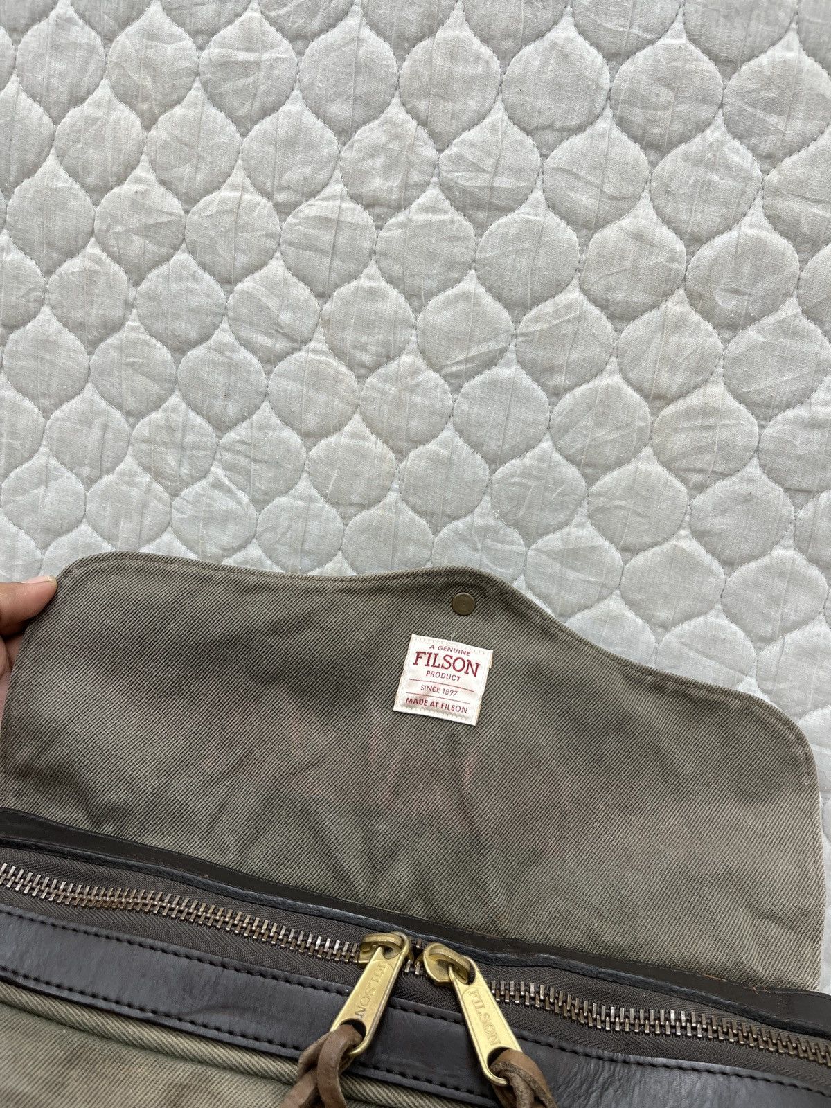Filson 🔥🔥🔥STEALS FILSON RUGGED TWILL BAG Size ONE SIZE - 14 Thumbnail