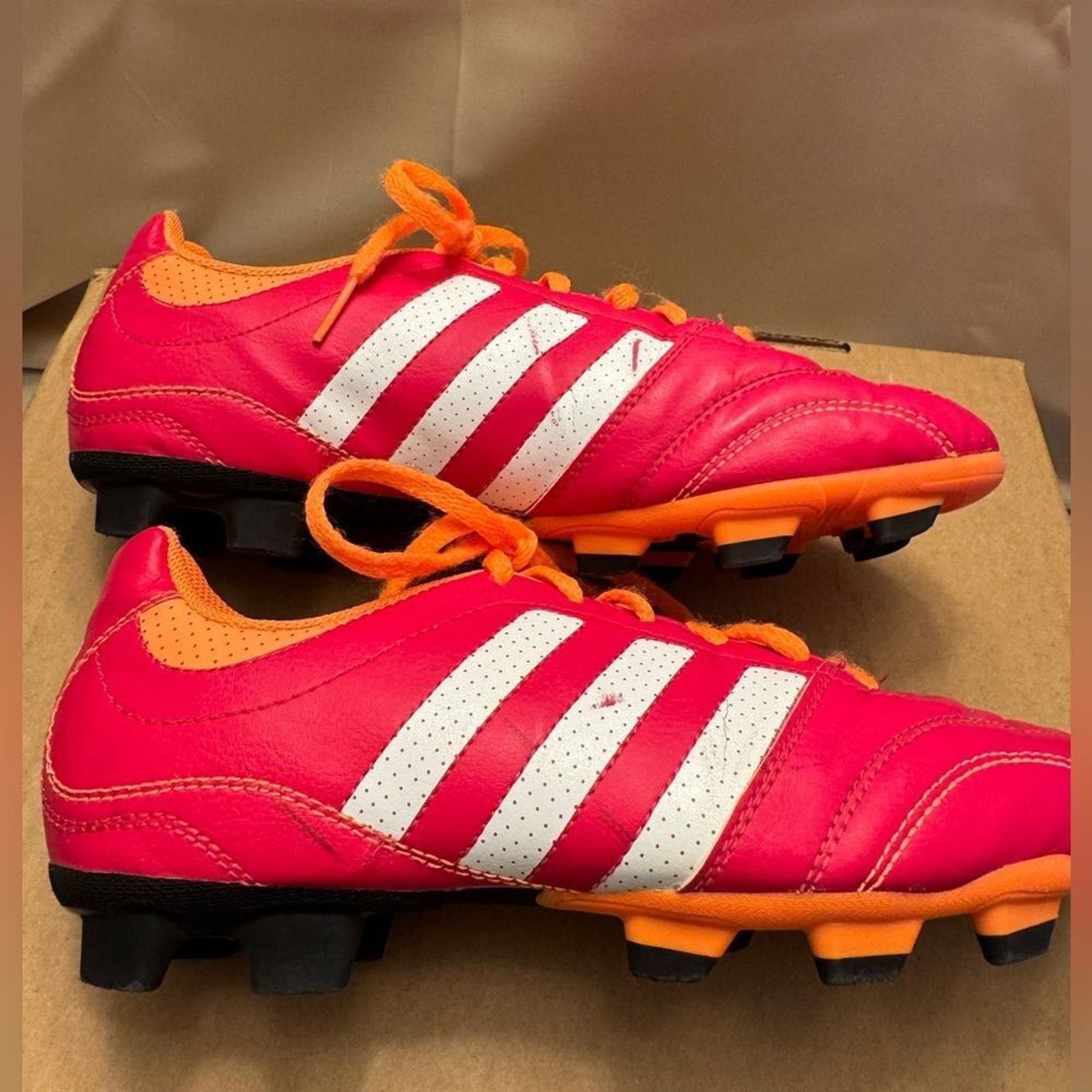 Adidas Adidas Pink Orange Soccer Shoes cleats 7.5 athletic sport Size US 7.5 / IT 37.5 - 6 Thumbnail