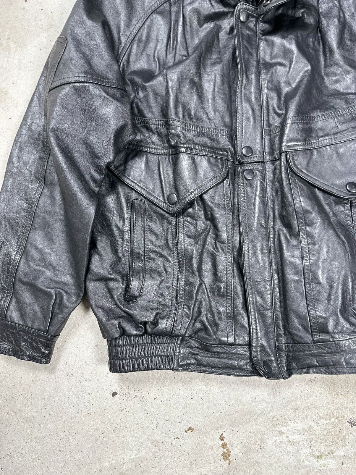 Vintage Vintage 90s Black Utility Leather Bomber Jacket Boxy archive Size US L / EU 52-54 / 3 - 4 Thumbnail