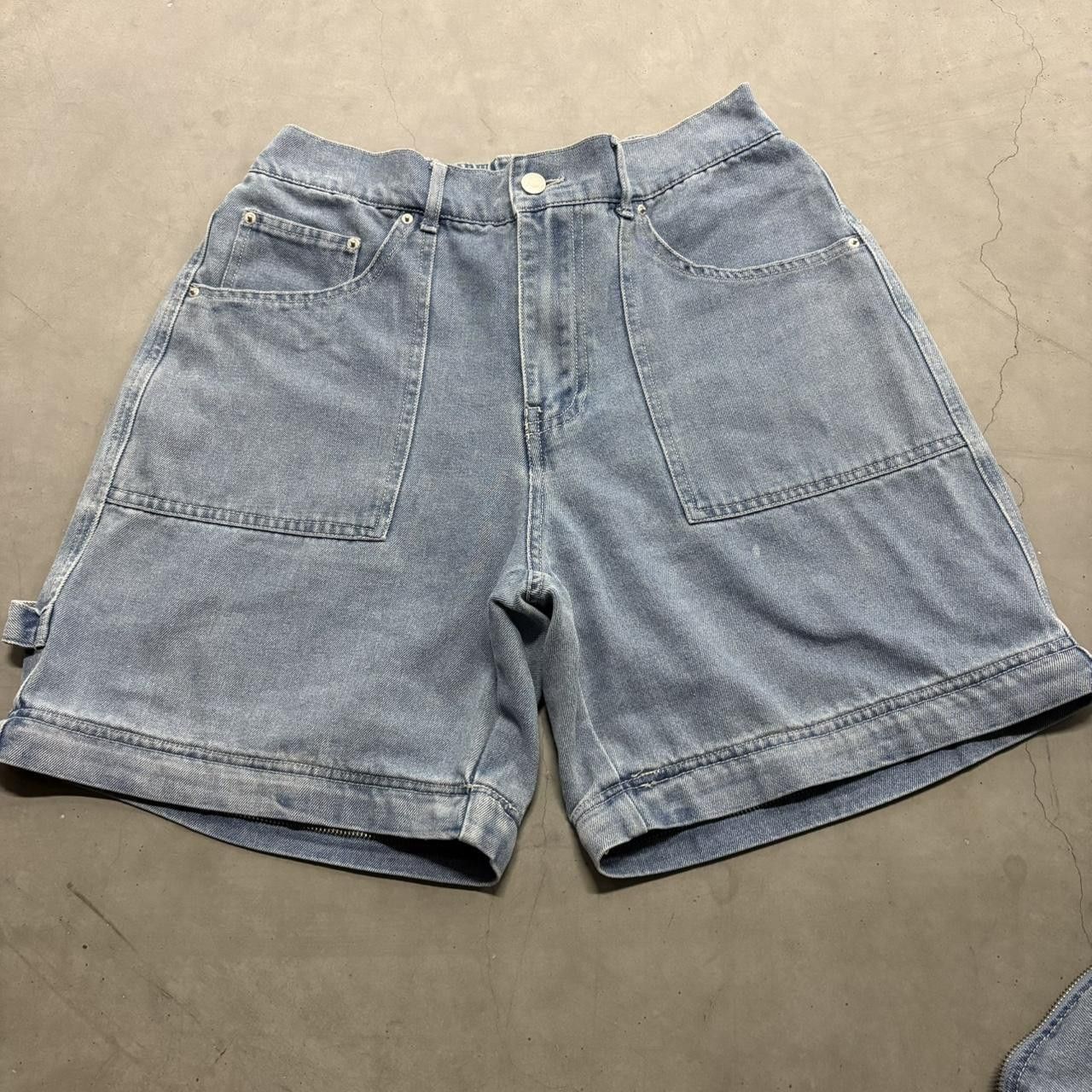 Vintage Crazy Vintage Y2K/2000s Super Baggy Wideleg Skater Style Medium Wash Denim Jeans that unzip into Shorts! Size US 30 / EU 46 - 6 Thumbnail