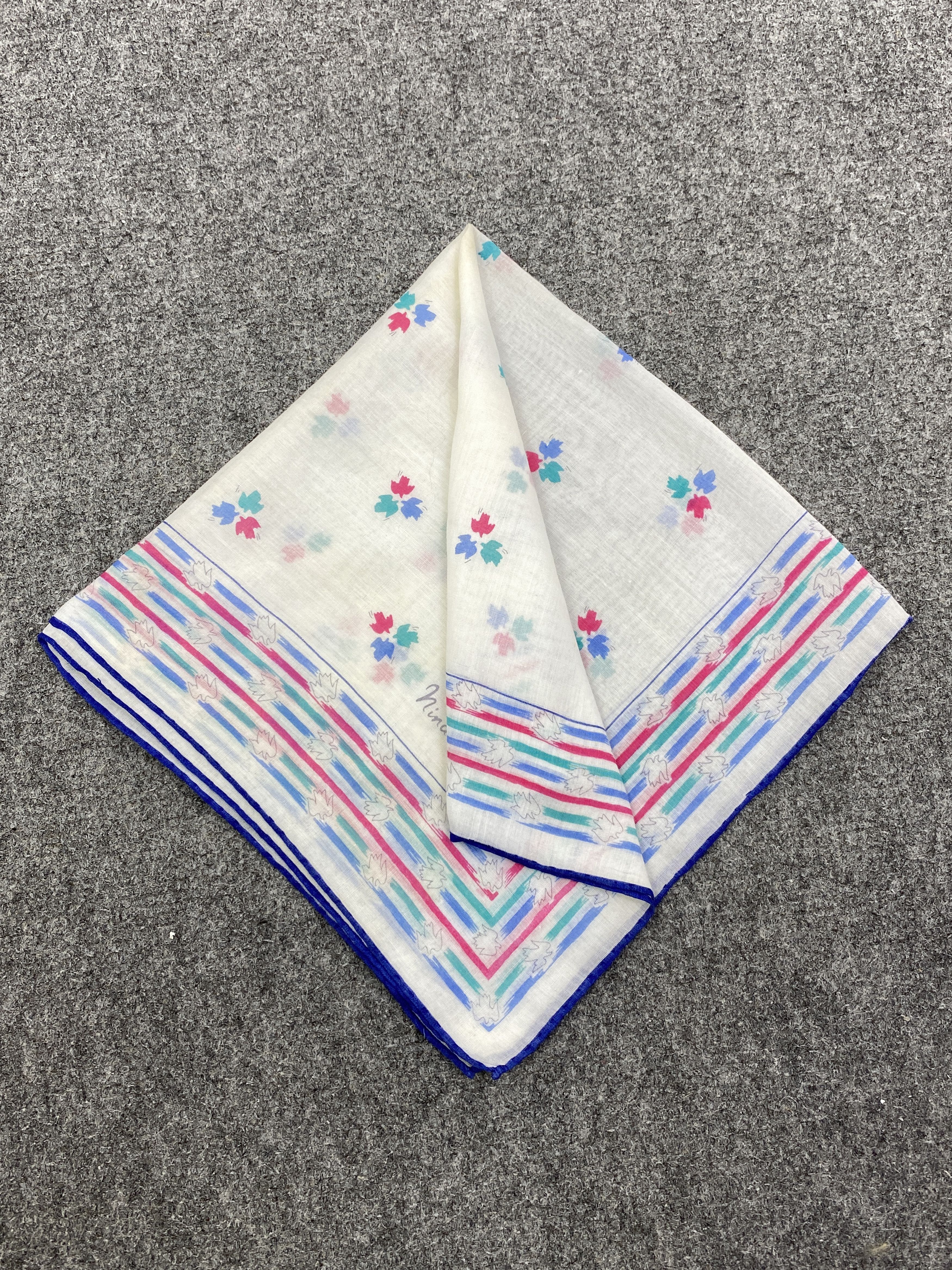 Other Nina Ricci Handkerchief / Neckerchief / Bandana HKC1014 Size ONE SIZE - 3 Thumbnail