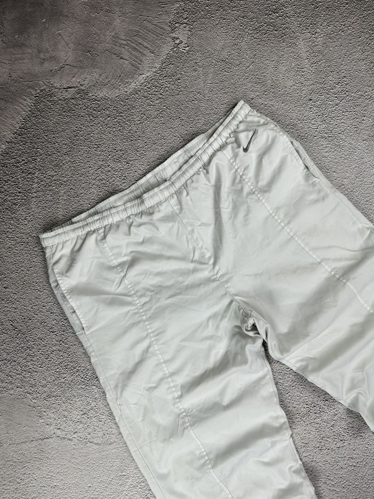 Nike Vintage Nike Trackpants Y2K Nylon Drill Baggy Style Size US 36 / EU 52 - 3 Thumbnail