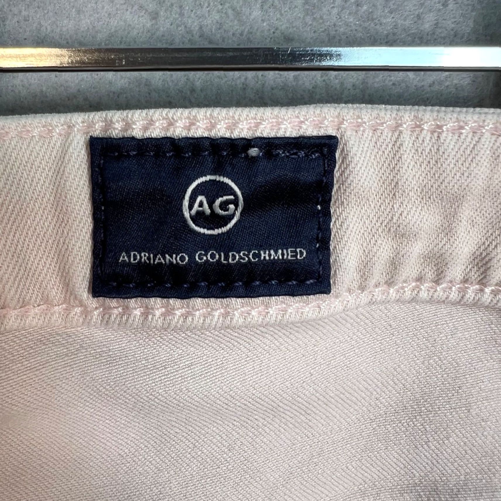 Vintage AG Adriano Goldschmied Beige Distressed Skinny Jeans 28R Cotton Blend Denim Jeans Women Distressed Beige 28R AG Adriano Goldschmied Womens Jeans 90s? Size 28" / US 6 / IT 42 - 3 Thumbnail