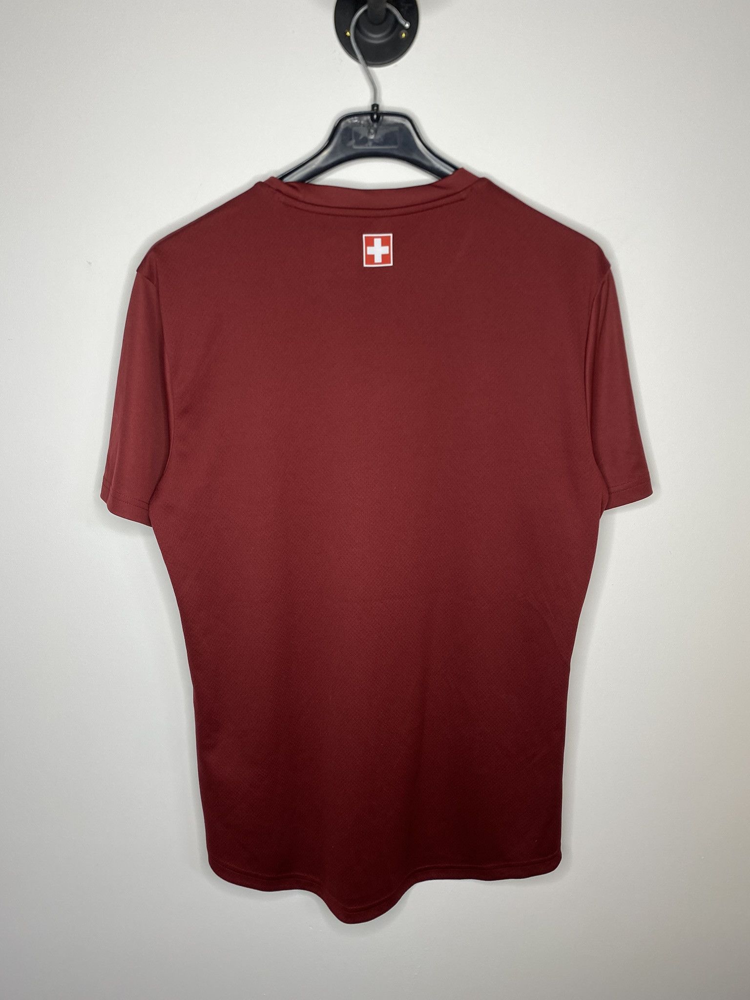 Puma SWITZERLAND 2019 2020 TRAINING FOOTBALL SHIRT SOCCER JERSEY Size US L / EU 52-54 / 3 - 2 Thumbnail