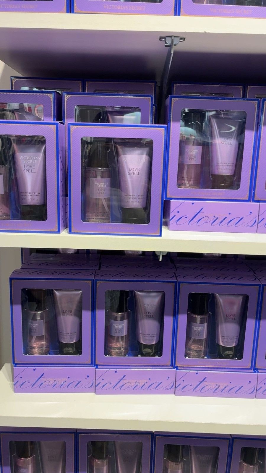 Victoria's Secret Pure seduction Size ONE SIZE - 7 Thumbnail