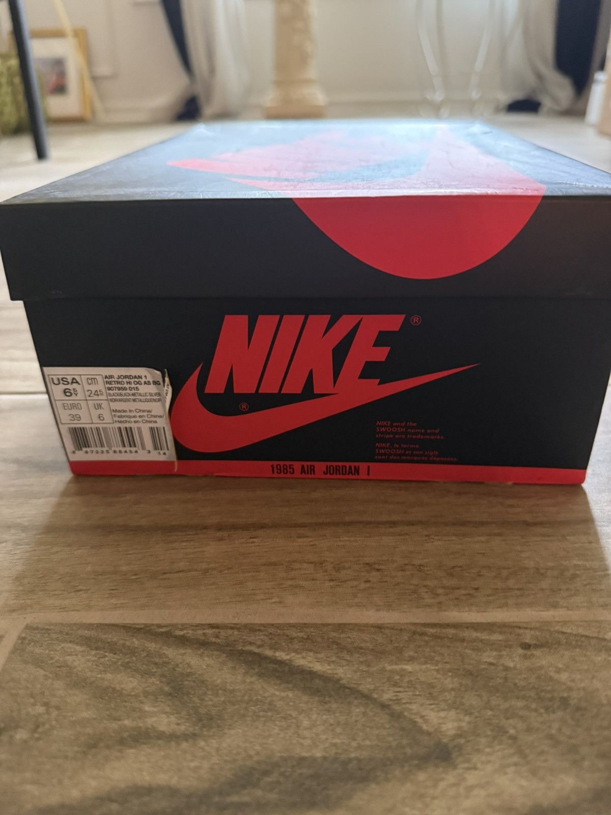 Jordan Brand AIR JORDAN 1 "CHAMELEON" Size US 6.5 / EU 39-40 - 7 Thumbnail
