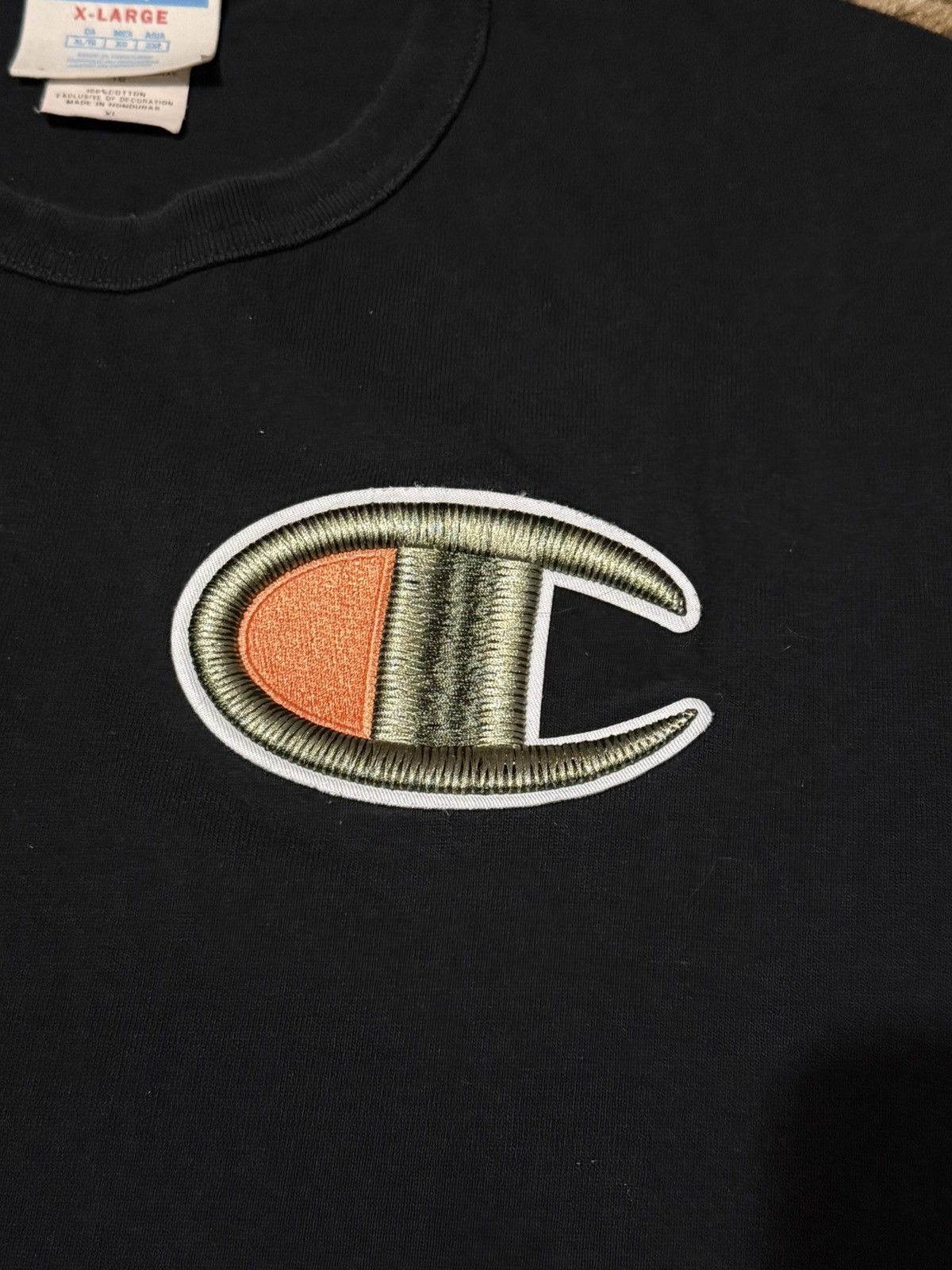 Champion Champion Thread Logo T-Shirt Tee Black XLarge Size US XL / EU 56 / 4 - 2 Thumbnail