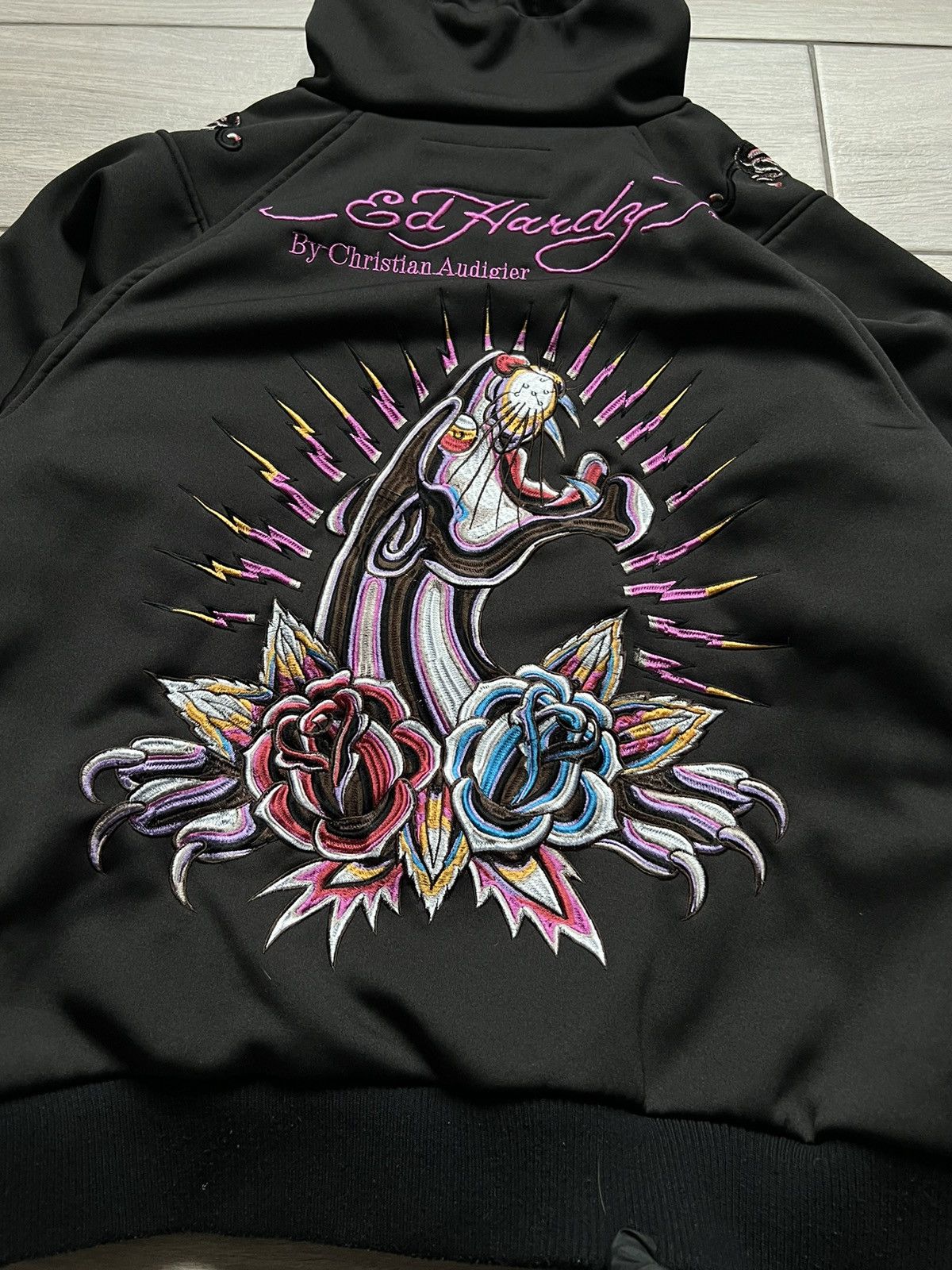 Ed Hardy Vintage Ed Hardy Jacket Logo Japanese Y2K Softshell M Size Size US M / EU 48-50 / 2 - 9 Thumbnail