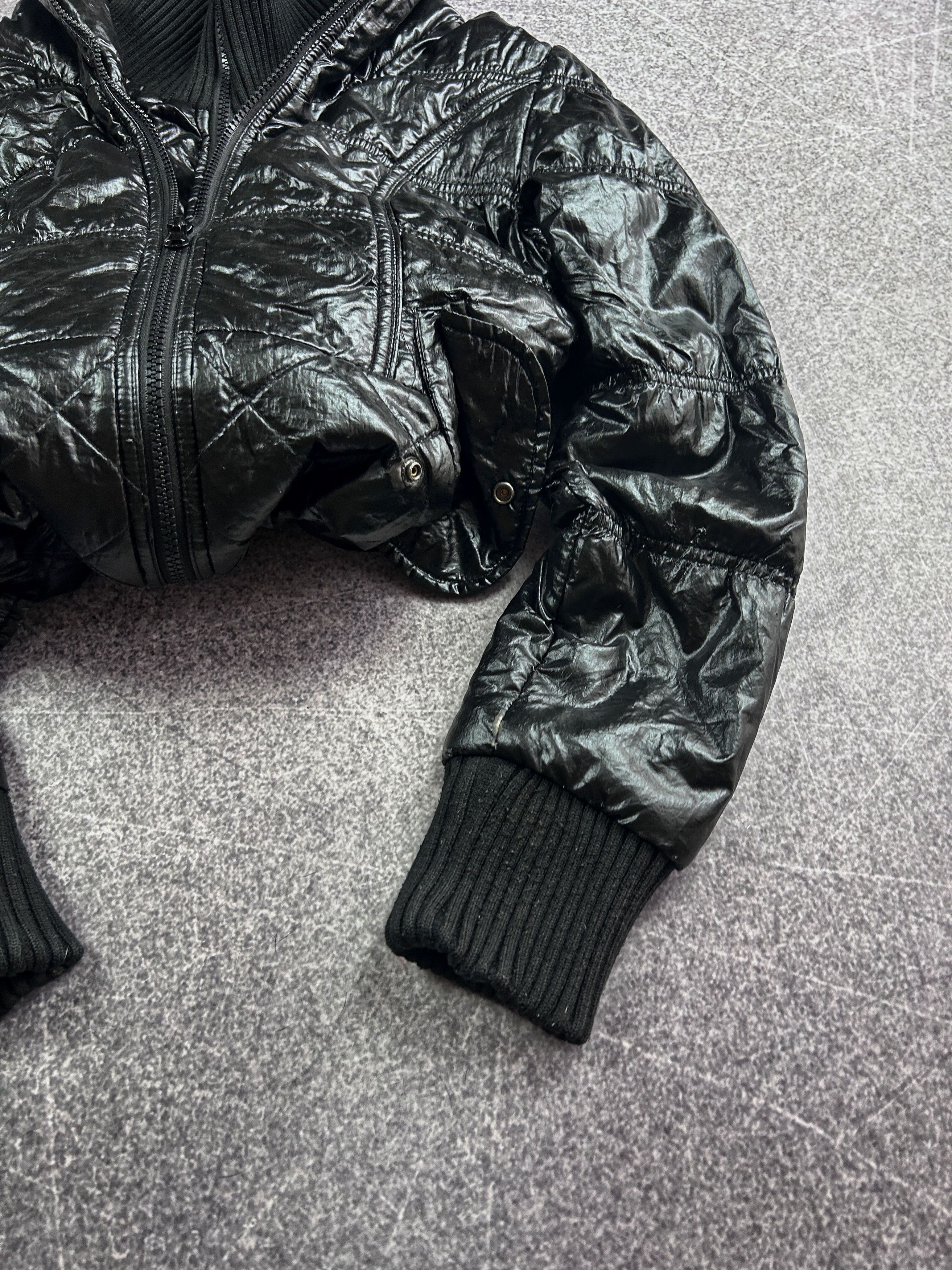 Japanese Brand Black Cropped Puffer Jacket Glossy Hooded Y2K Techwear Style Size US S / EU 44-46 / 1 - 5 Thumbnail