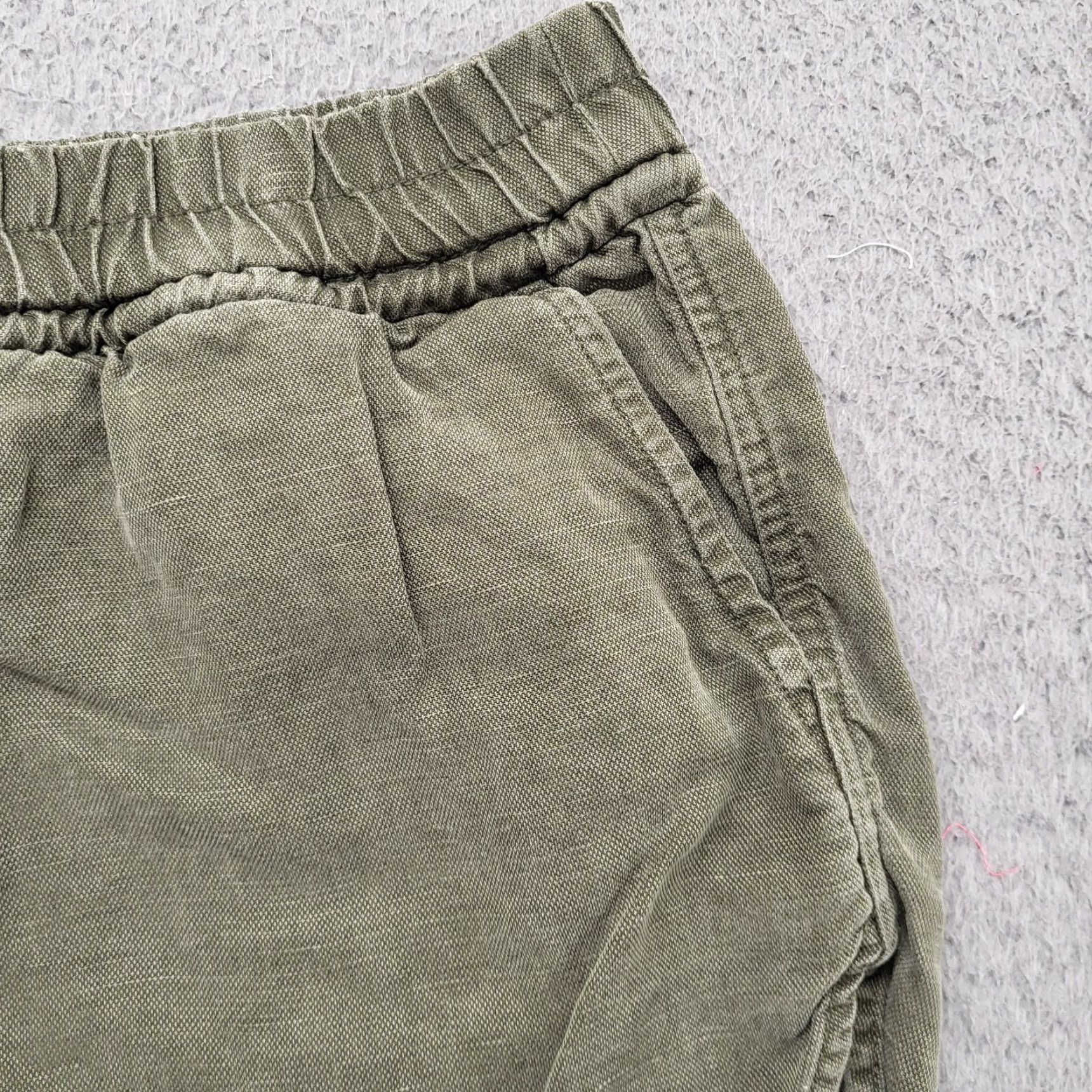 Vintage Wilfred Free Shorts Women's L Army Green Linen Blend Pockets Summer Green Casual Travel Chino Size 36" / US 14 / IT 50 - 3 Thumbnail